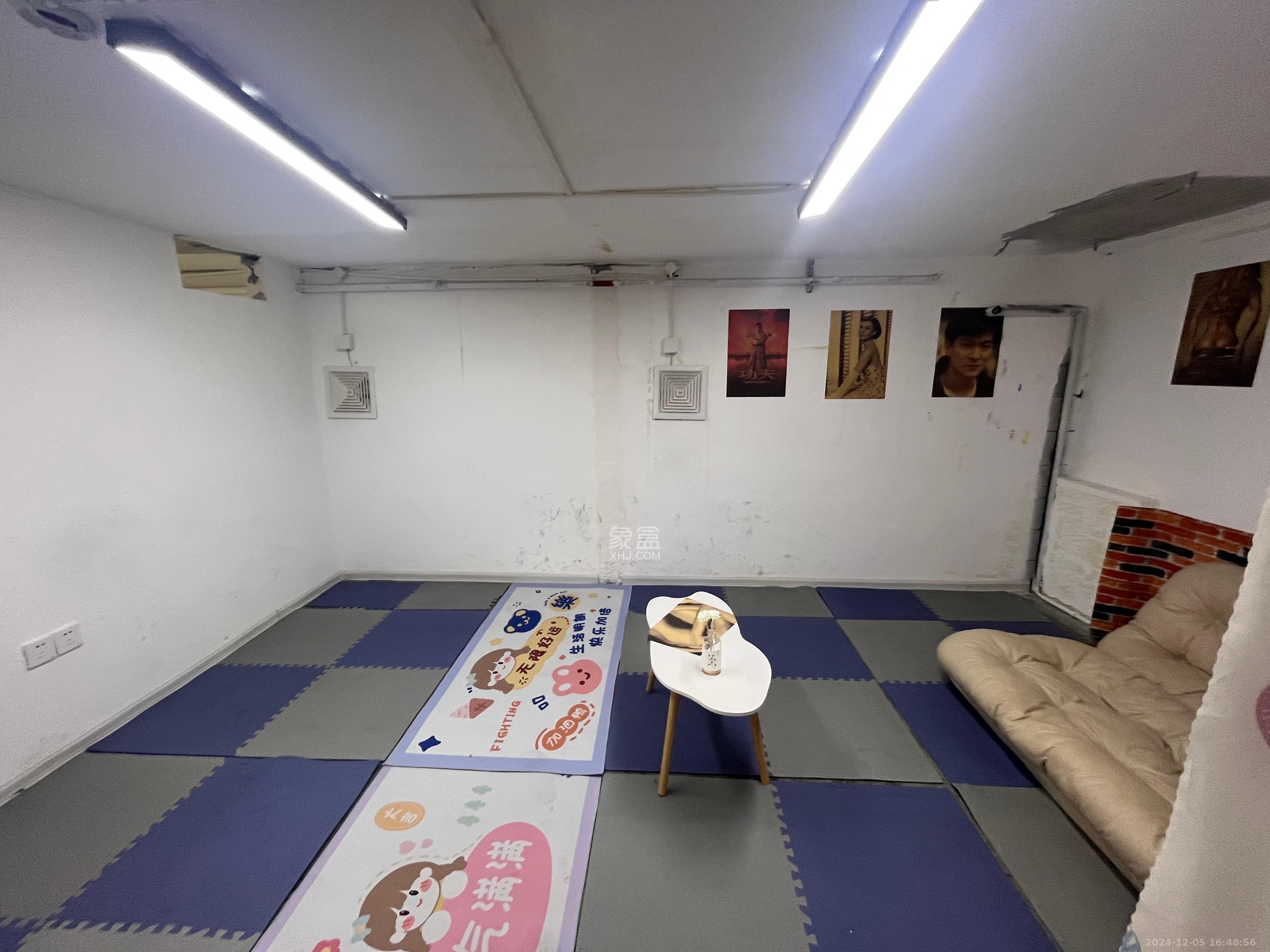 芙蓉万国城MOMA（卓越汇富苑）   45.46㎡      3500.0元/月室内图