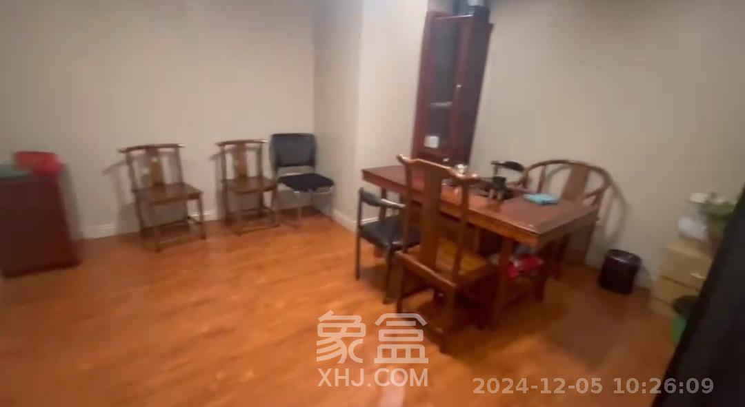 万坤图财富广场   580.0㎡     36000.00元/月室内图