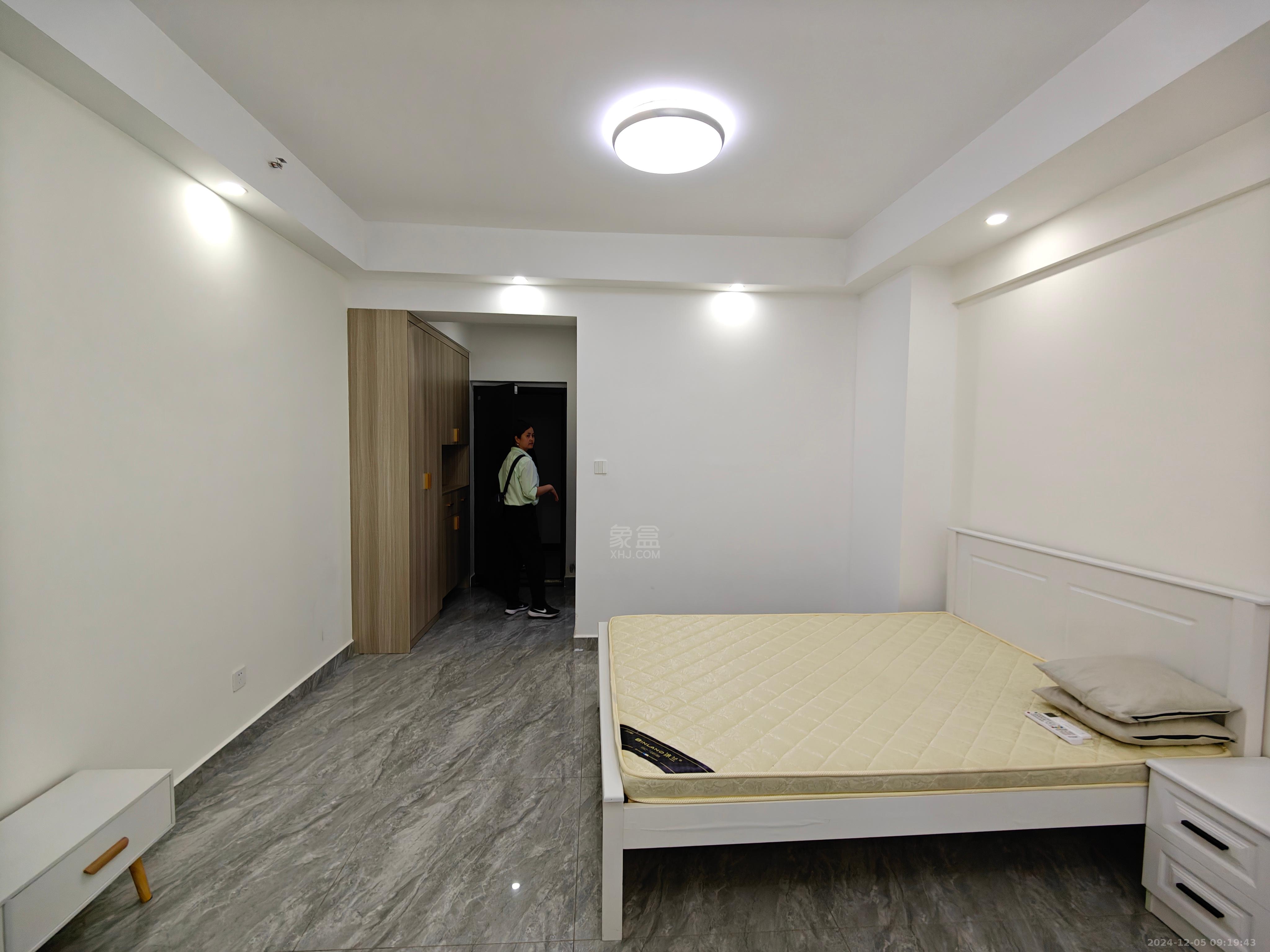 和顺天河广场(型格广场) 1室1厅1卫 1300.0元/月 和顺天河广场(型格广场) 1室1厅1卫 1300.0元/月室内图