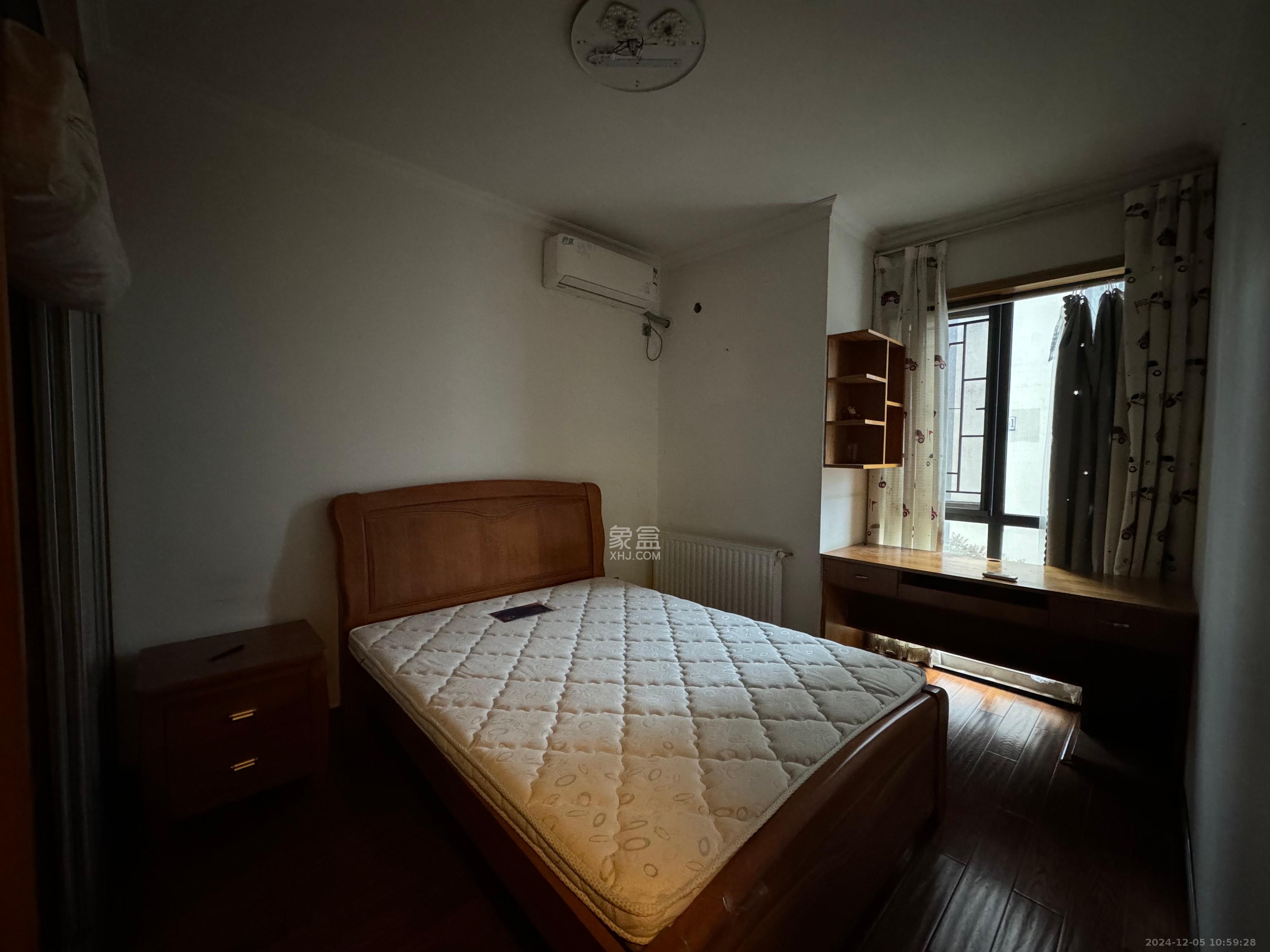 融科东南海 3室2厅1卫 2600.0元/月 融科东南海 3室2厅1卫 2600.0元/月室内图