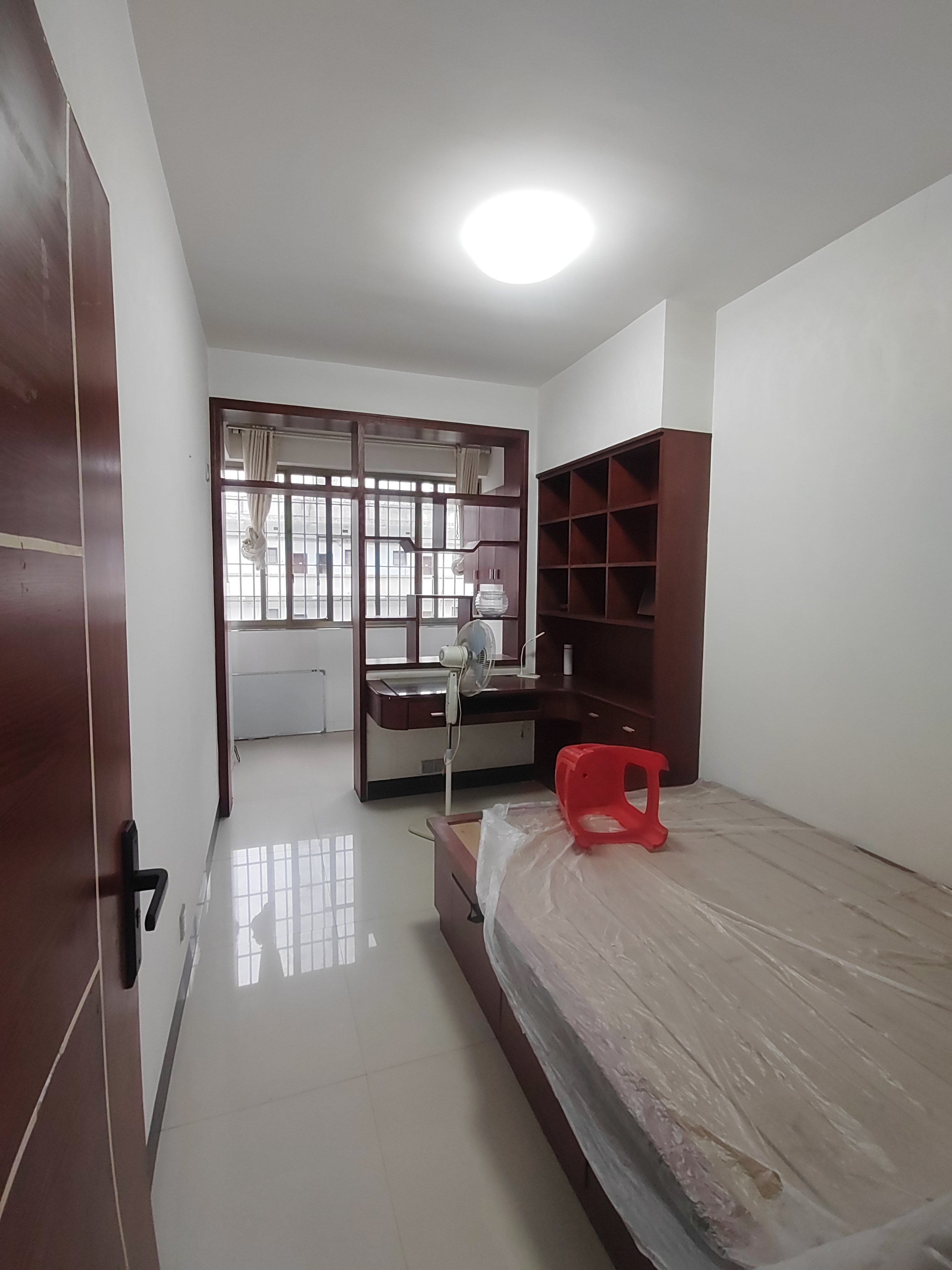 山海翠园  3室1厅2卫    58.0万客厅