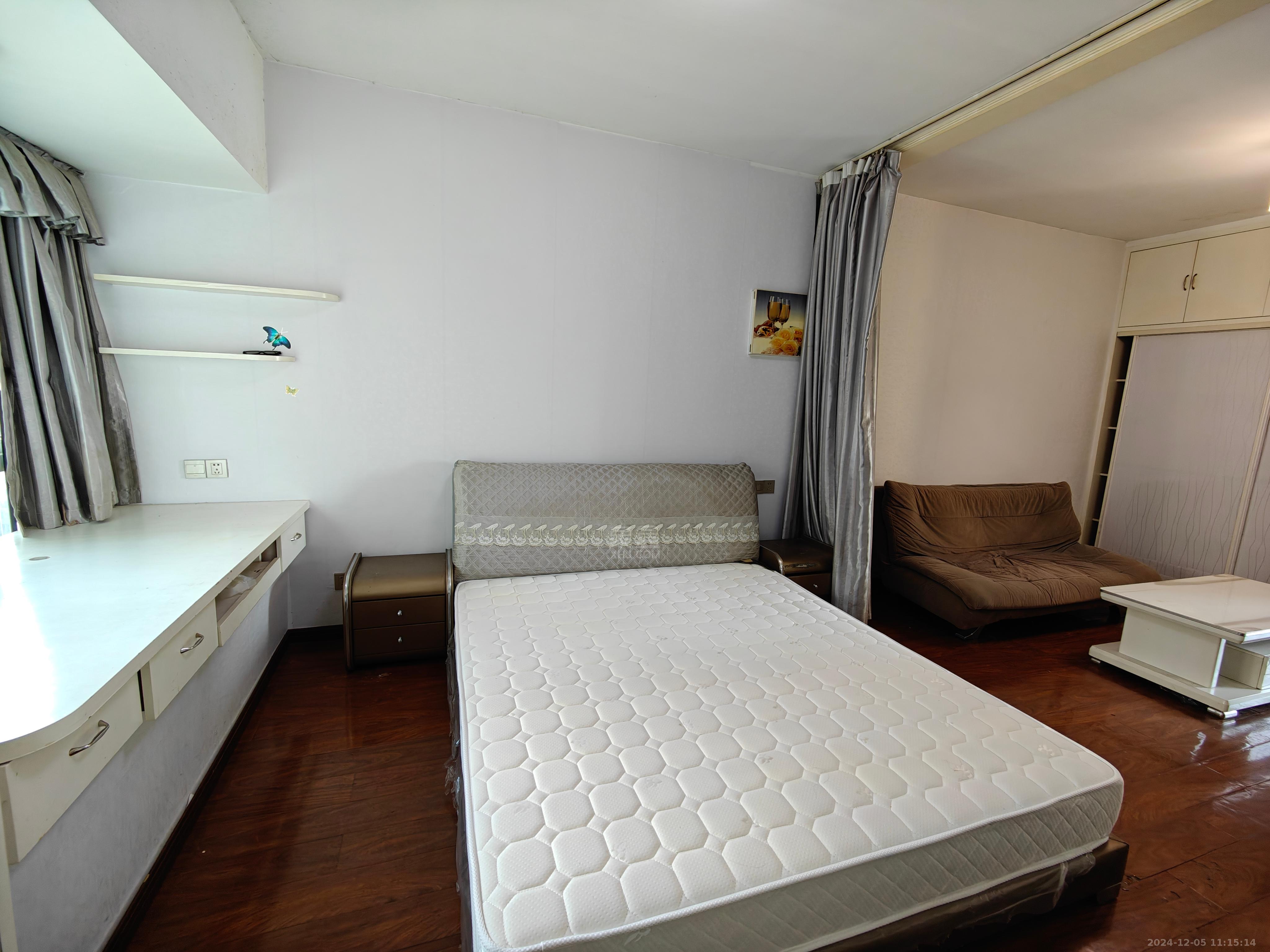 美的城二期 1室1厅1卫 1100.0元/月 美的城二期 1室1厅1卫 1100.0元/月室内图