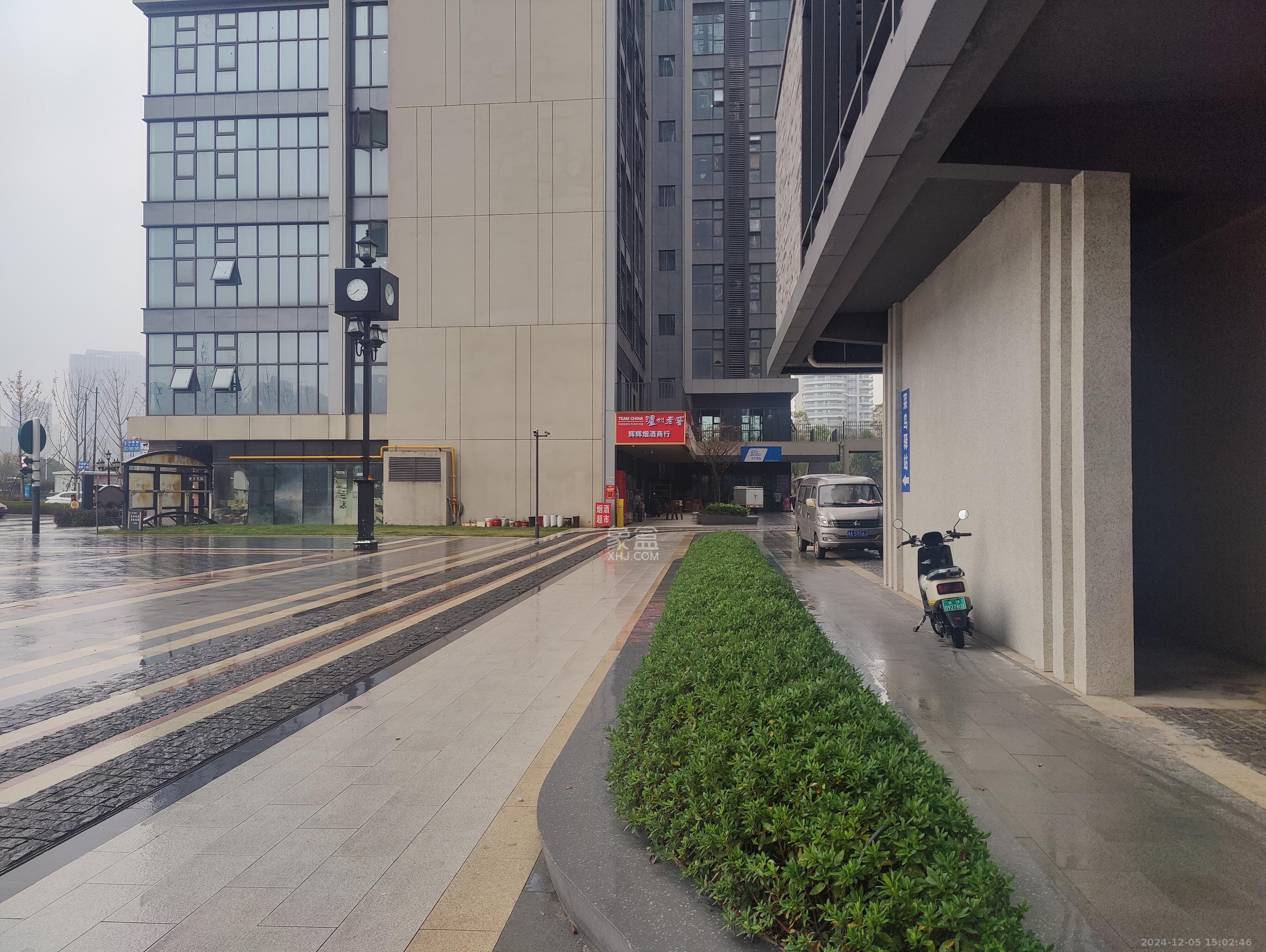 绿地V岛   76.08㎡      7000.0元/月室内图