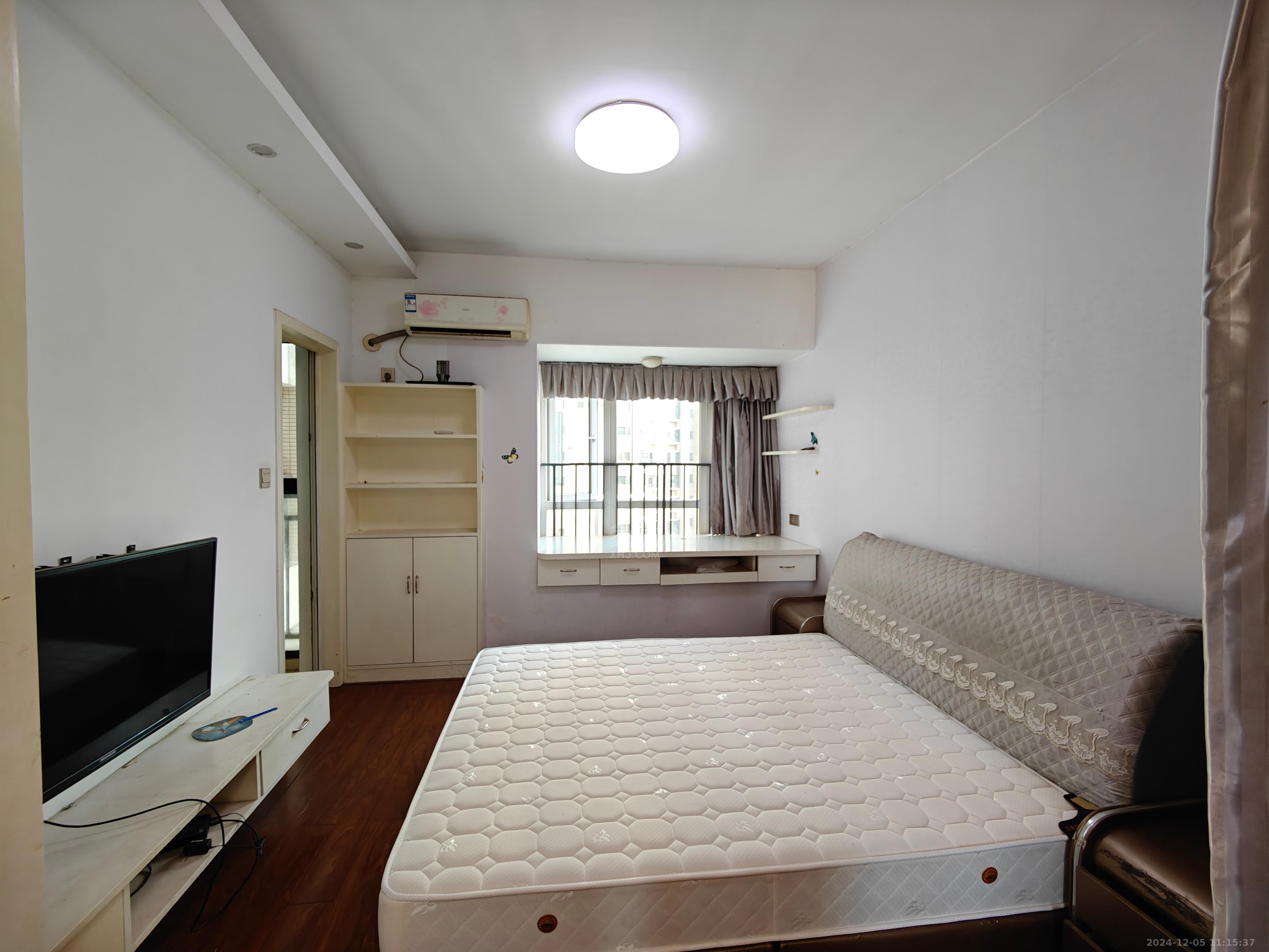 美的城二期 1室1厅1卫 1100.0元/月 美的城二期 1室1厅1卫 1100.0元/月室内图