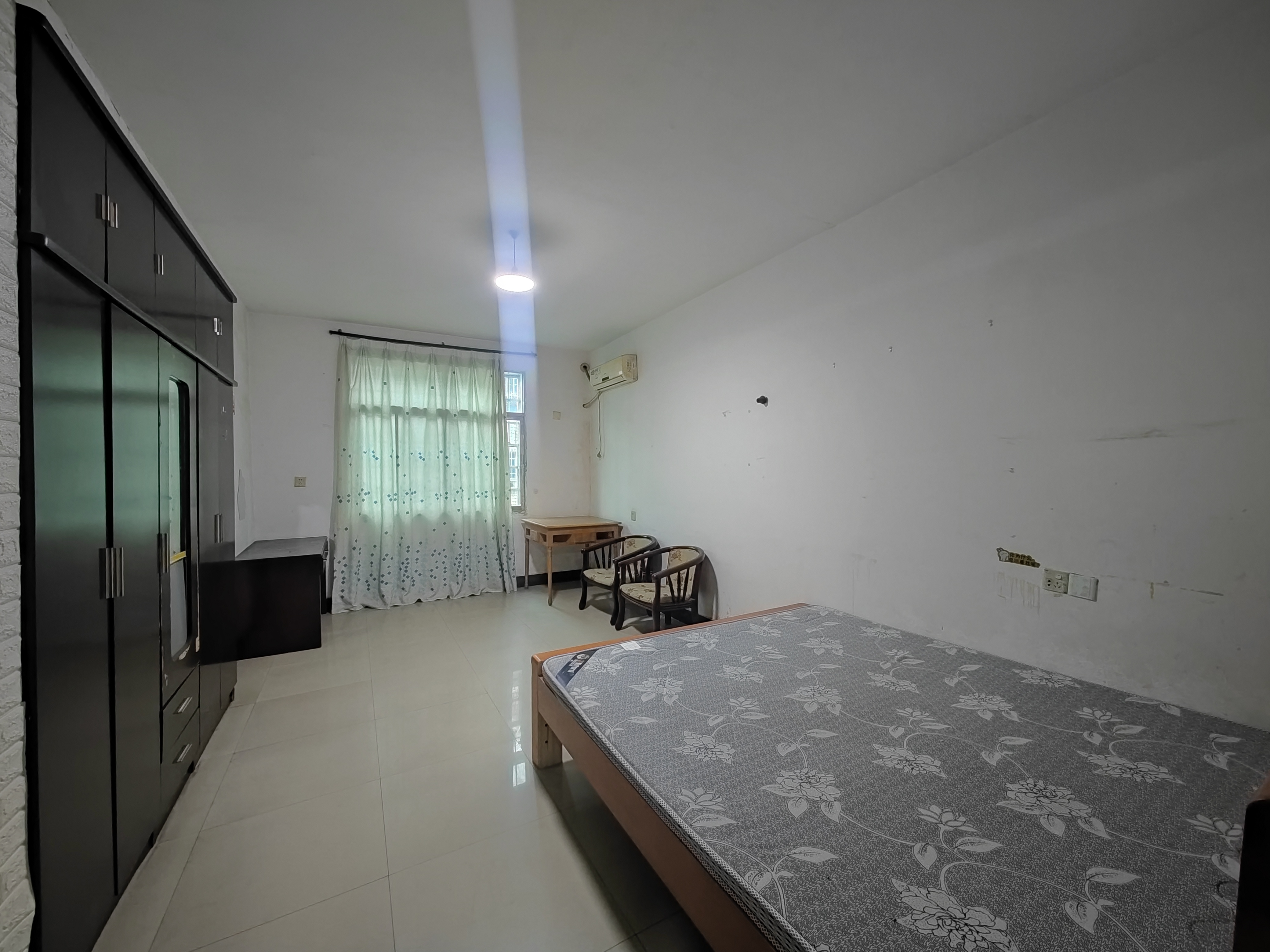 金谷市场  3室2厅1卫    800.0元/月