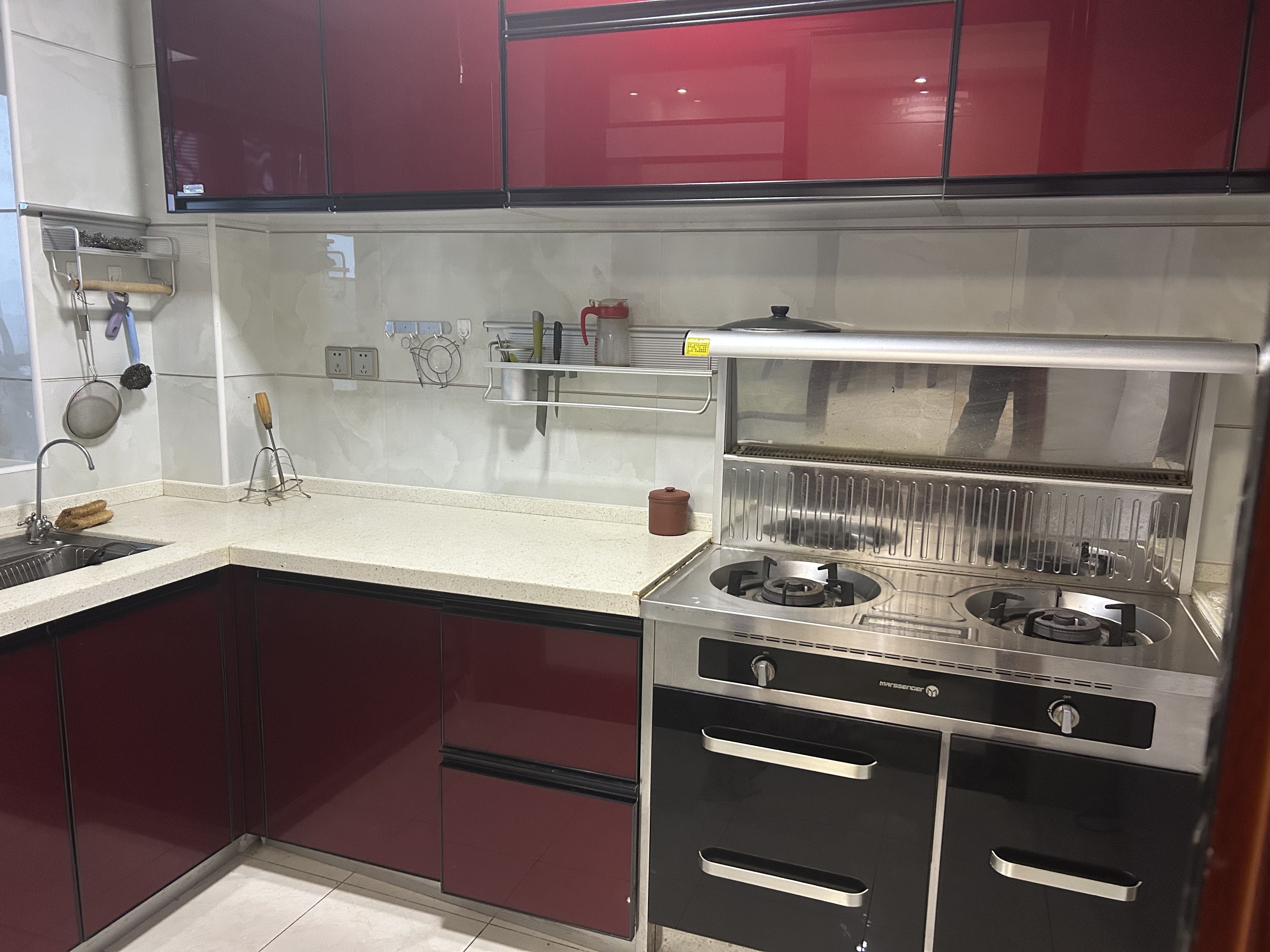 檀香山 4室2厅2卫 80.0万 檀香山 4室2厅2卫 80.0万客厅