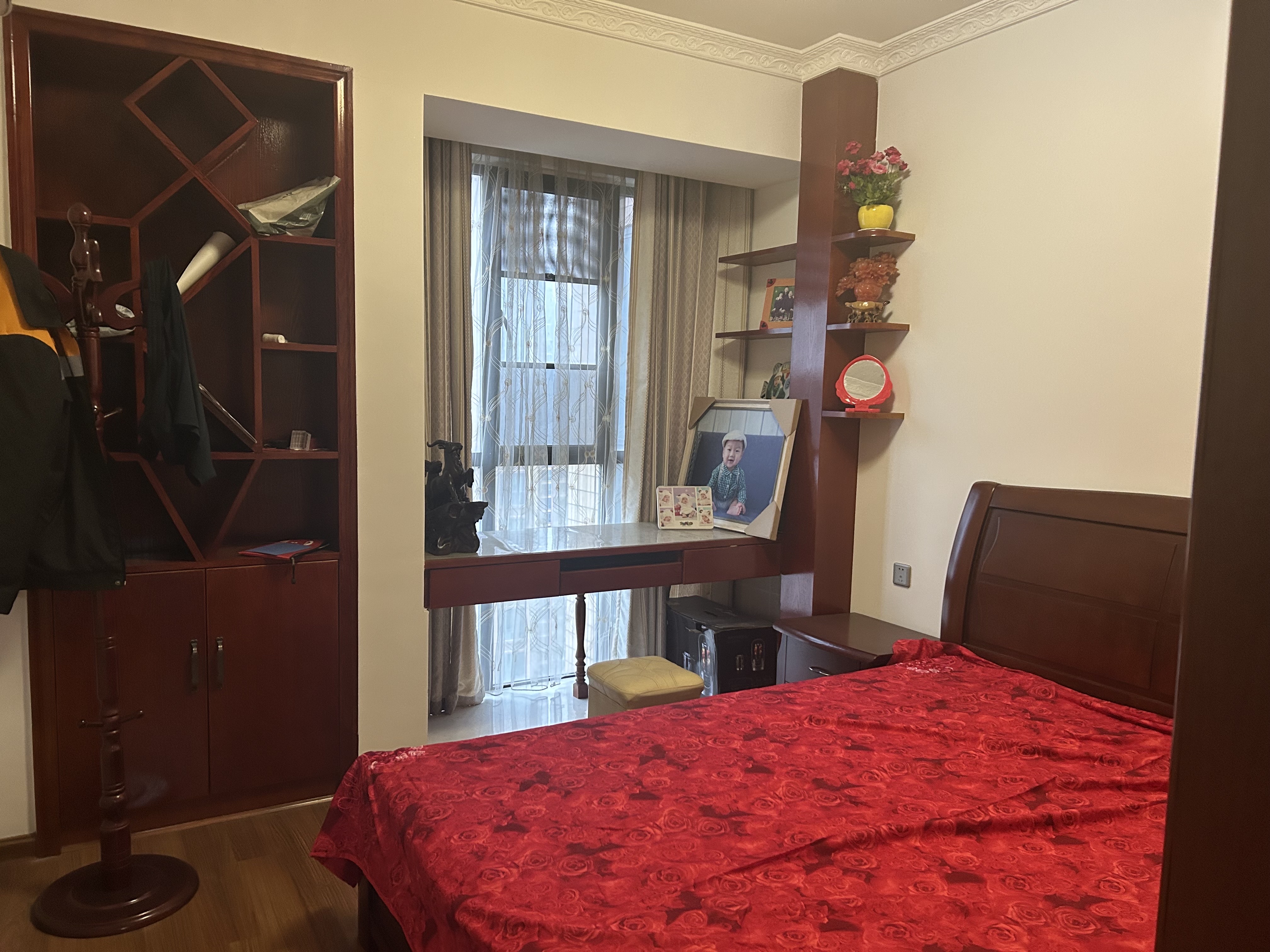 檀香山 4室2厅2卫 80.0万 檀香山 4室2厅2卫 80.0万客厅