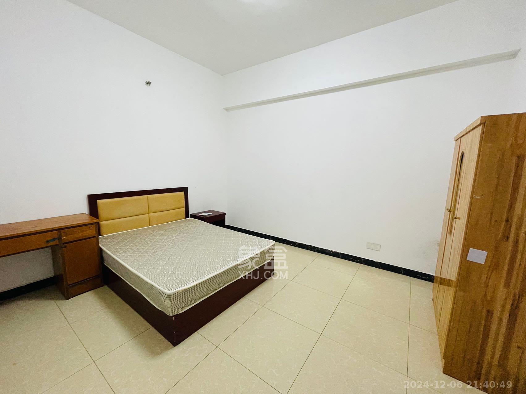 四季如春酒店(原名鑫元大酒店)  2室2厅1卫   1500.00元/月室内图