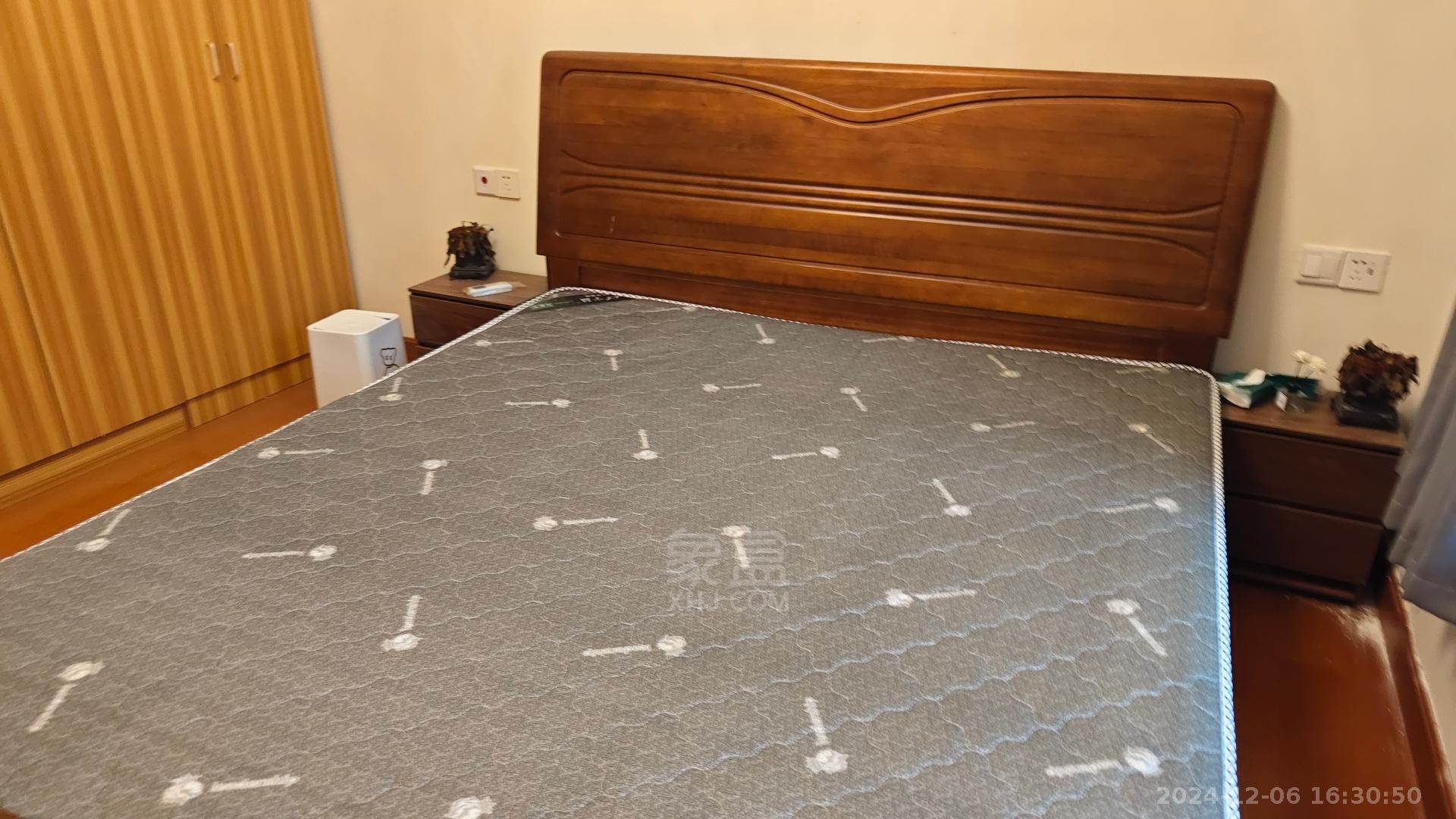 恒大华府 2室2厅2卫 2000.0元/月 恒大华府 2室2厅2卫 2000.0元/月室内图