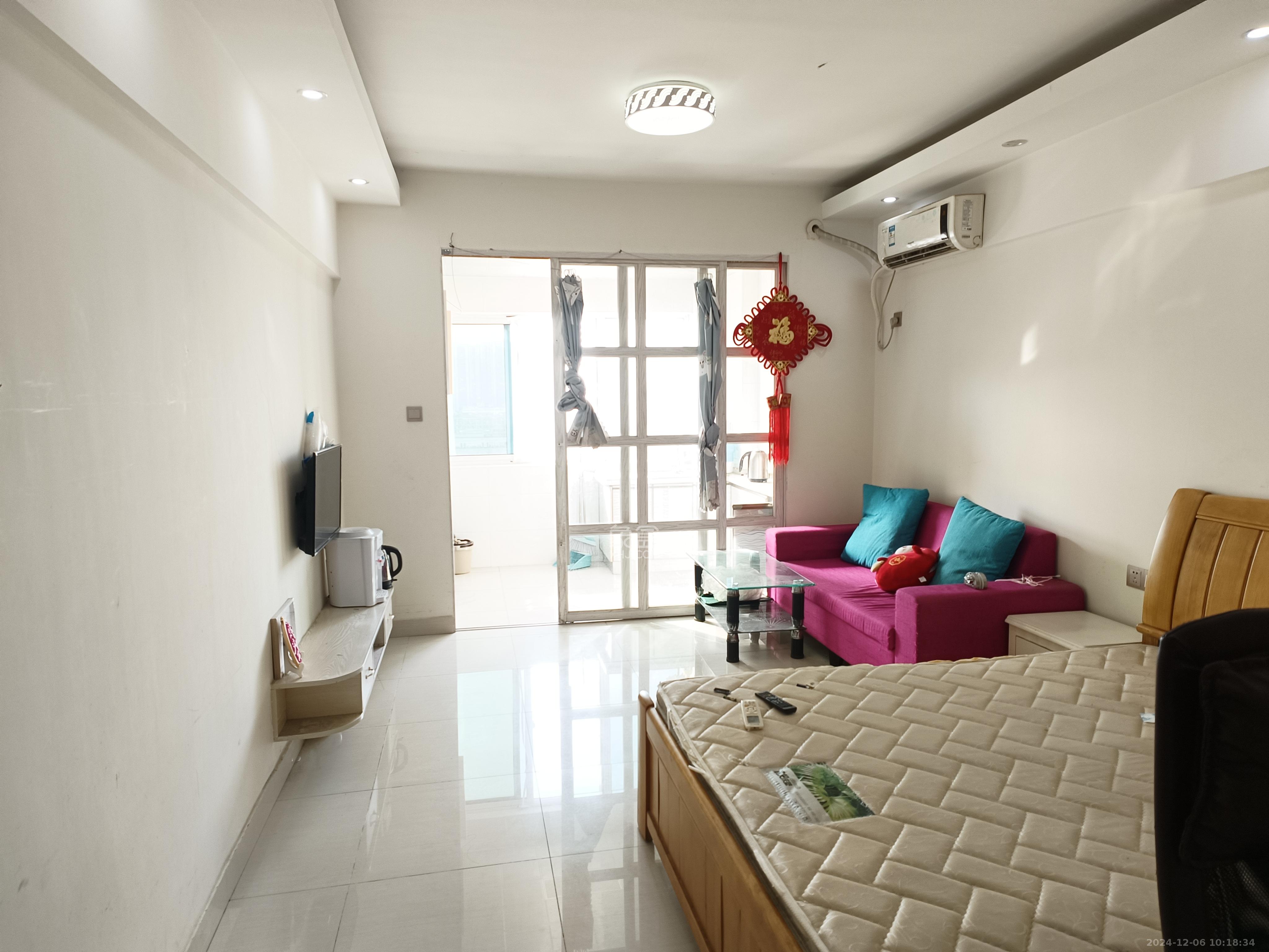 新远时代 1室1厅1卫 1000.0元/月 新远时代 1室1厅1卫 1000.0元/月室内图