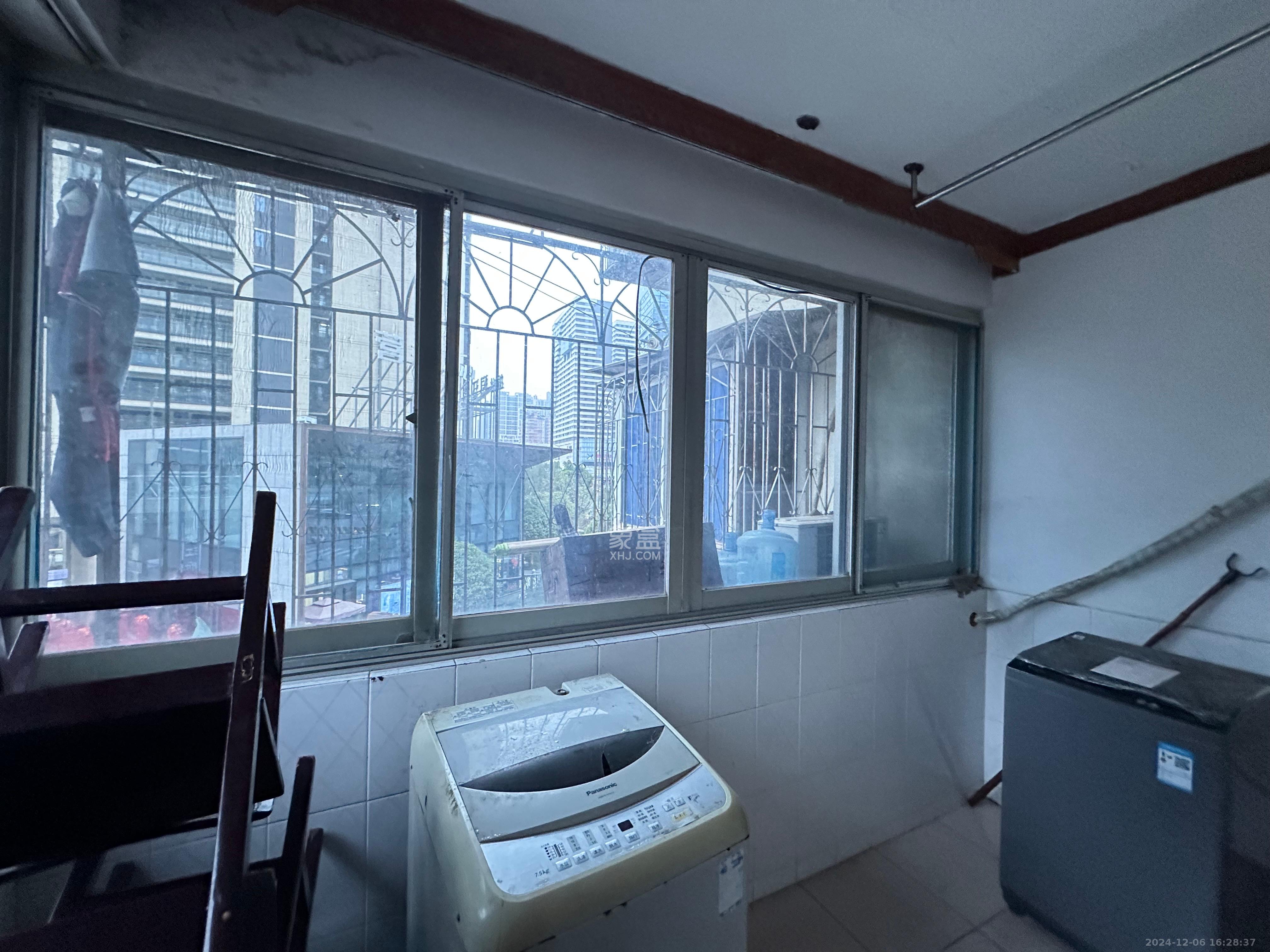 书苑花园（书院花园）  3室2厅1卫    2400.0元/月室内图