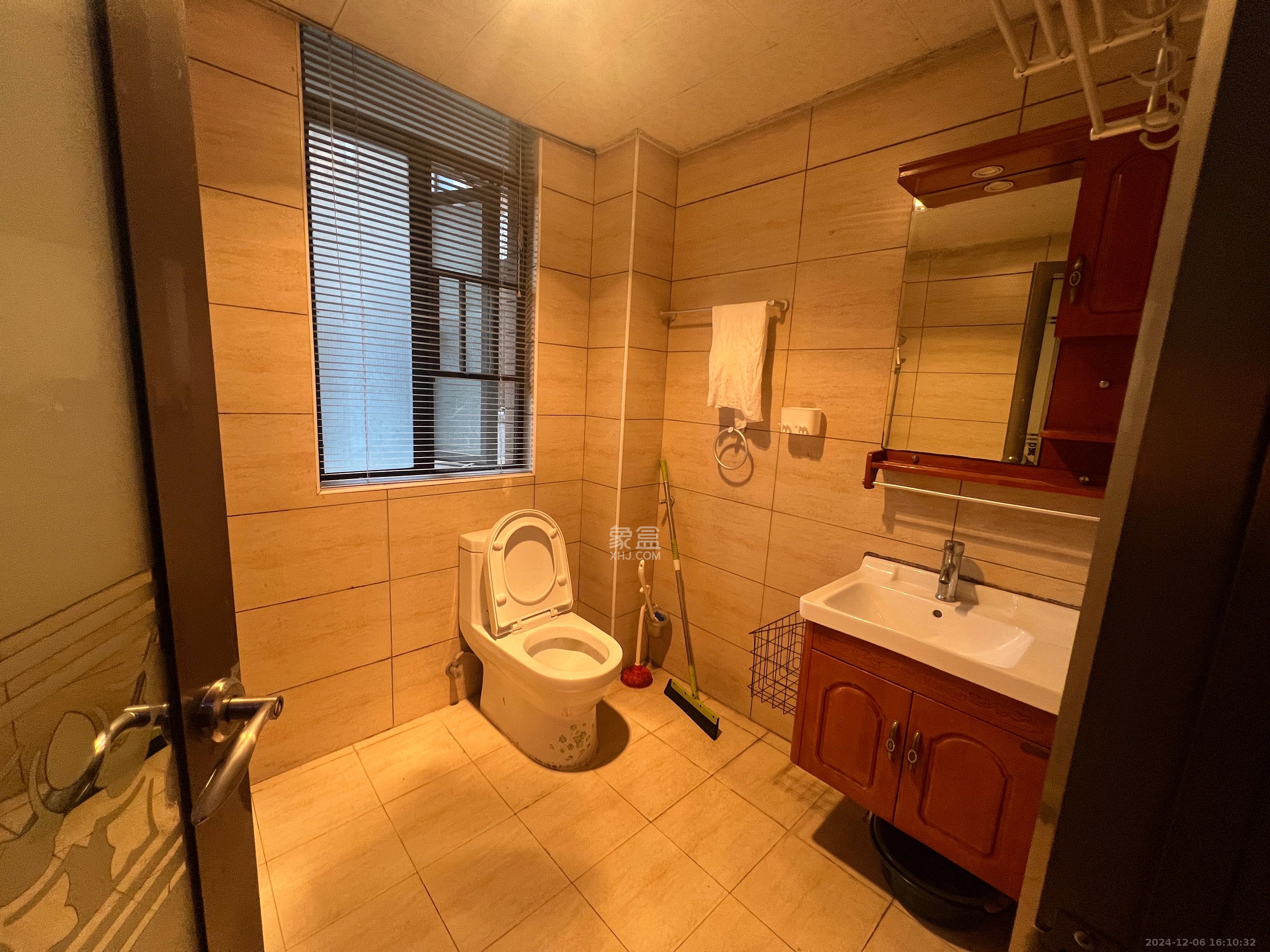 长房南屏锦源 3室2厅2卫 2900.0元/月 长房南屏锦源 3室2厅2卫 2900.0元/月室内图