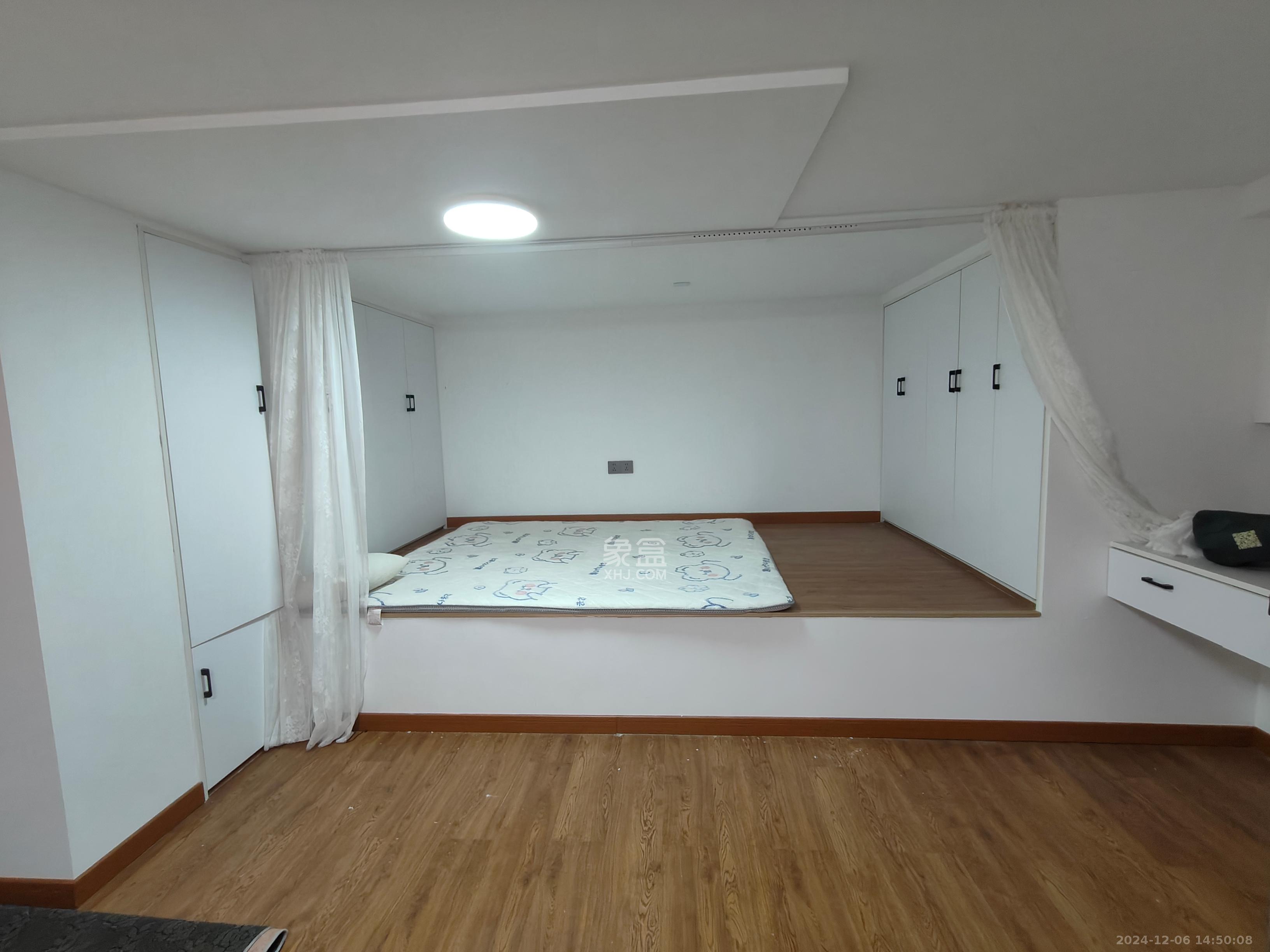 南山梅溪一方 1室0厅0卫 2000.0元/月 南山梅溪一方 1室0厅0卫 2000.0元/月室内图