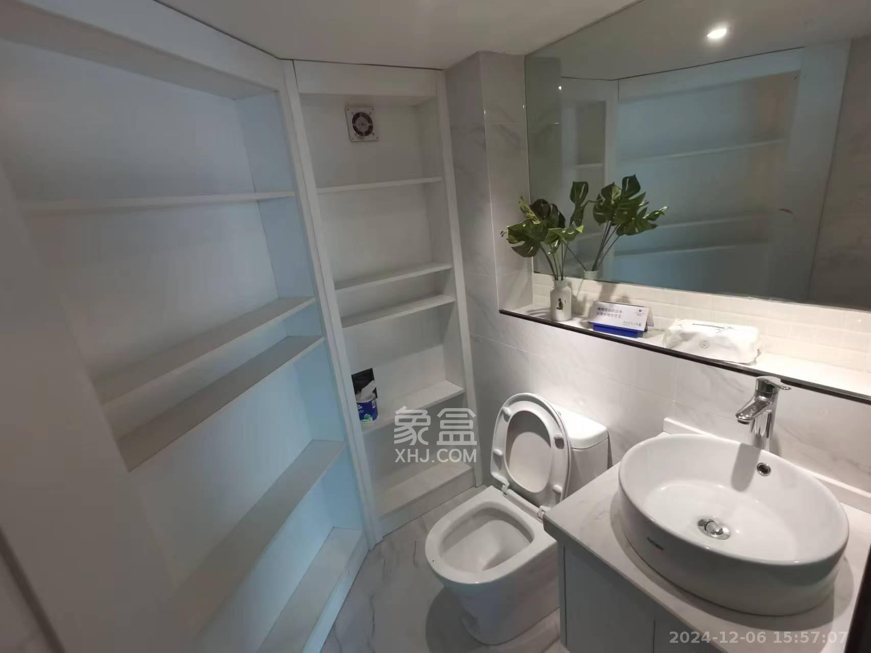 梅溪半岛 2室1厅1卫 3500.0元/月 梅溪半岛 2室1厅1卫 3500.0元/月室内图