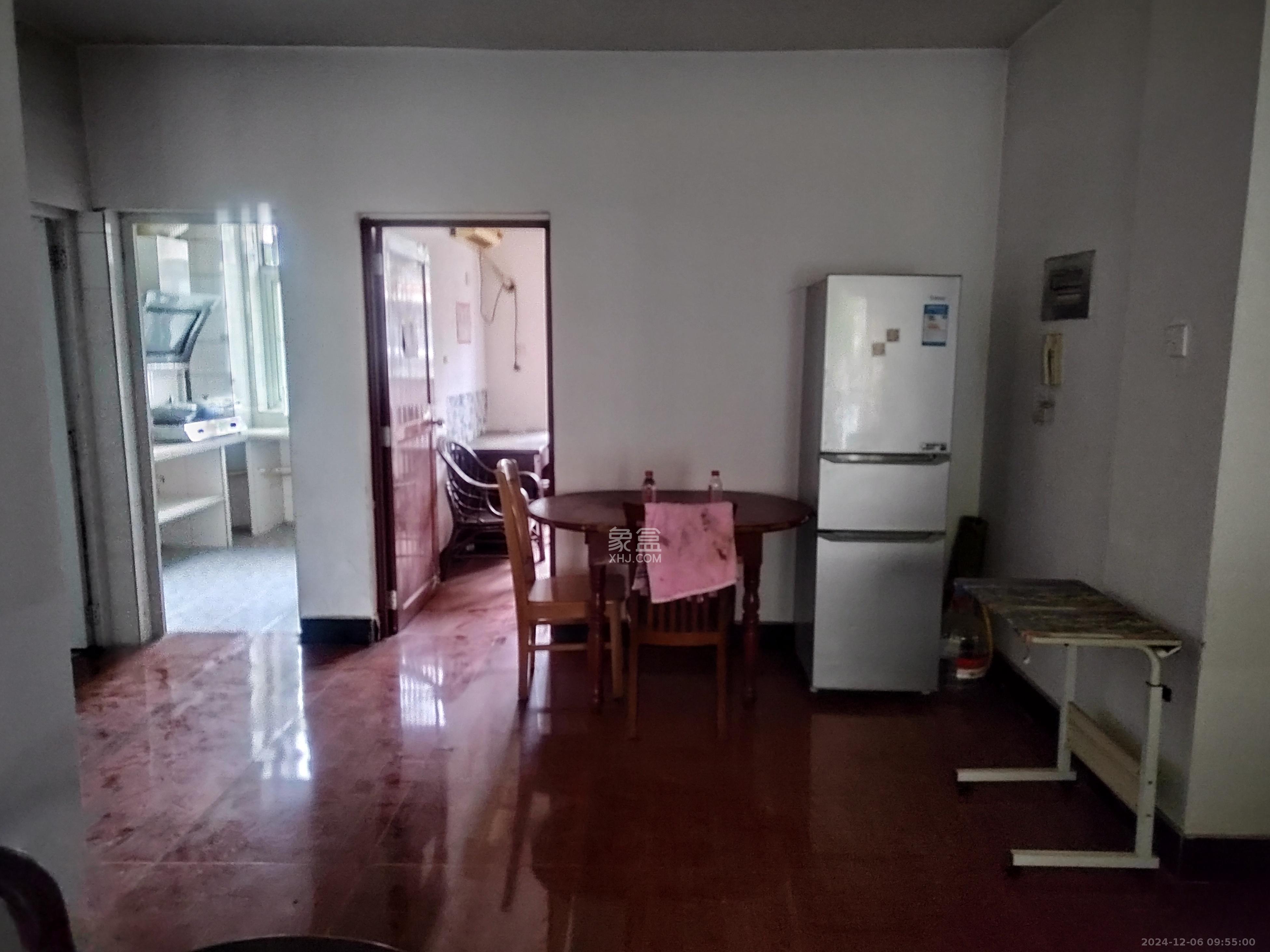 鄱阳小区  2室1厅2卫    1500.0元/月 鄱阳小区  2室1厅2卫    1500.0元/月室内图