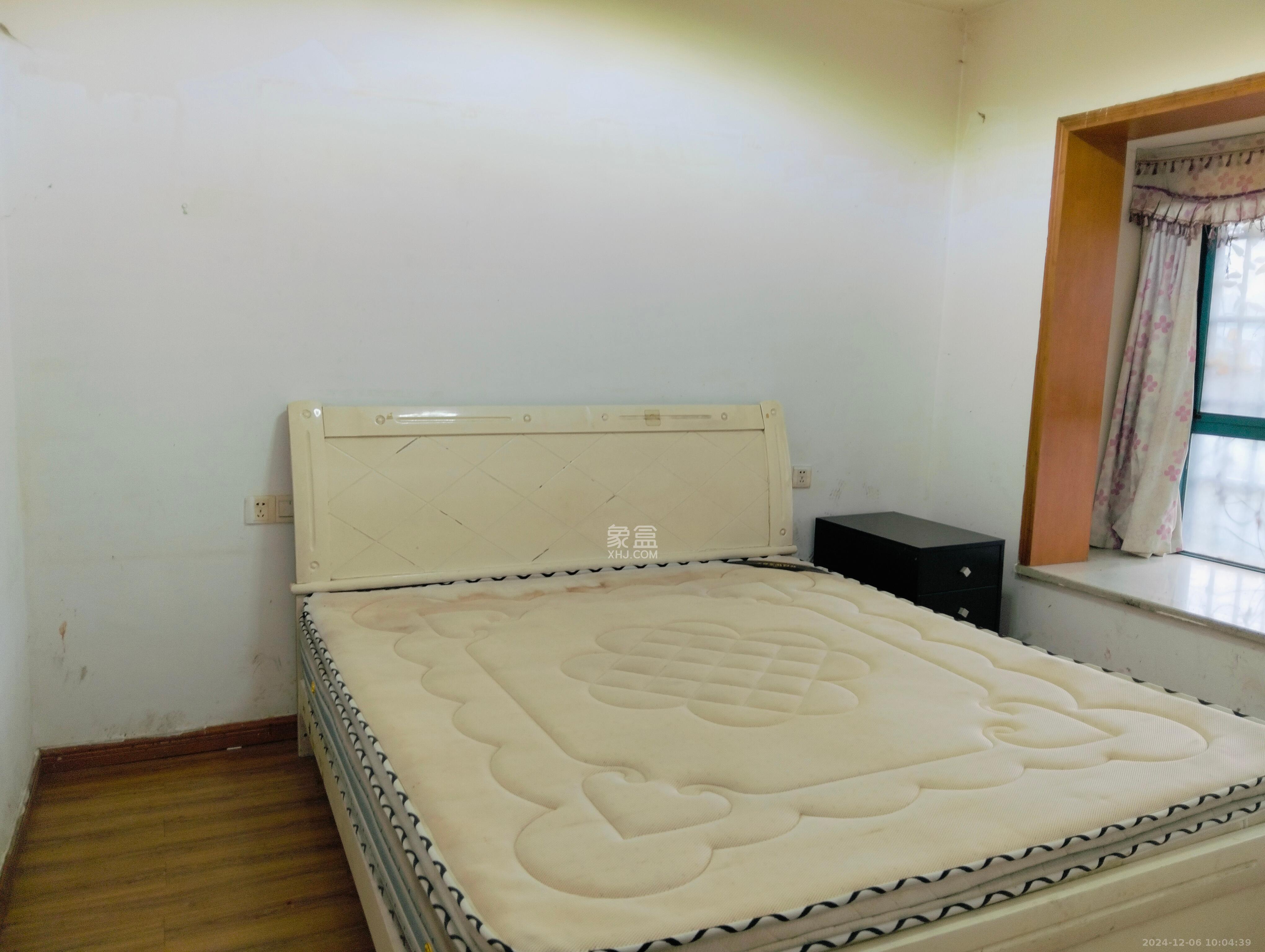 蝴蝶谷 3室2厅1卫 1500.0元/月 蝴蝶谷 3室2厅1卫 1500.0元/月室内图