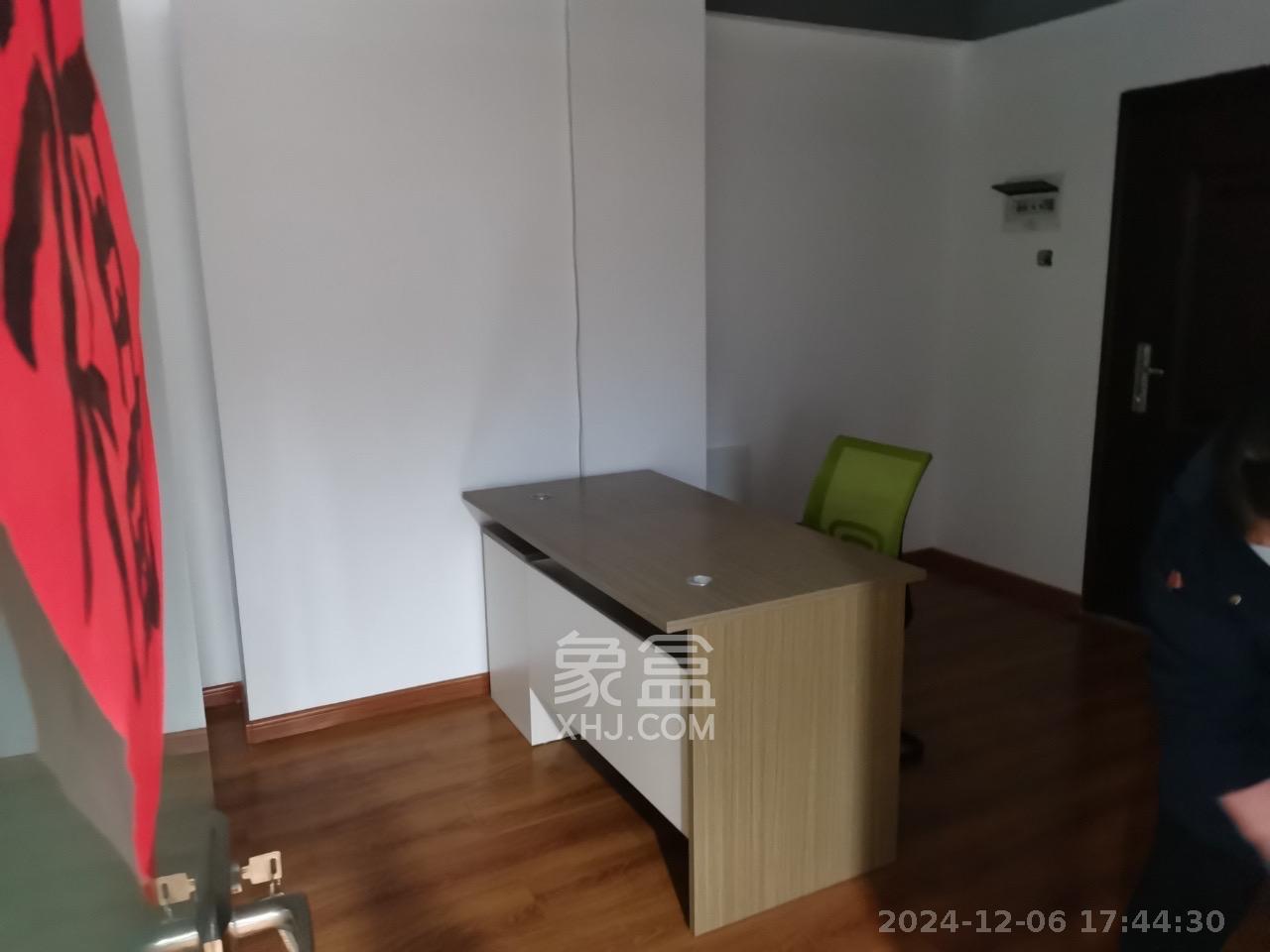 高升时代广场（冠铭商务中心）  1室1厅1卫    3800.0元/月室内图