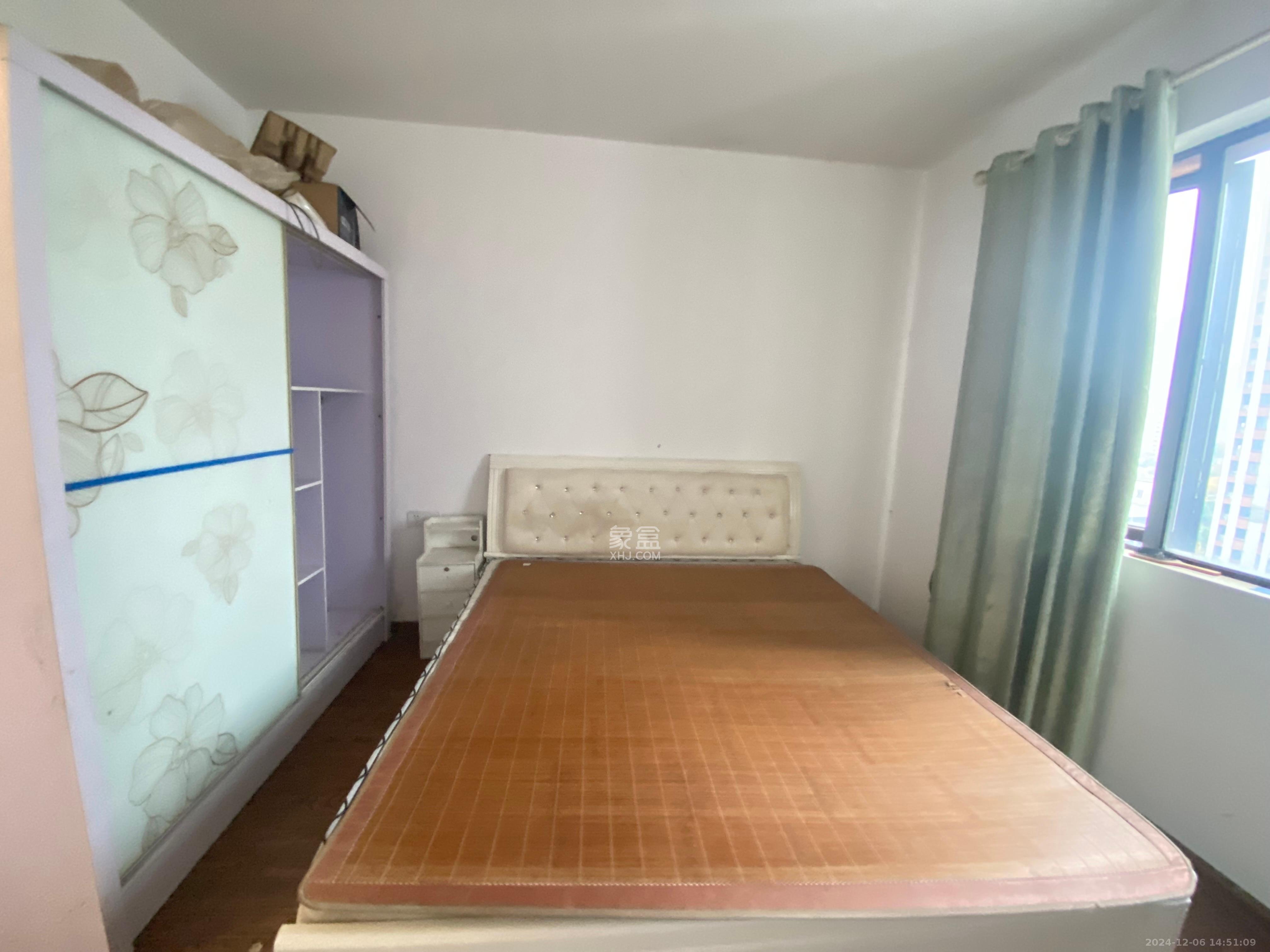 今时艺苑  4室2厅2卫   2900.00元/月室内图
