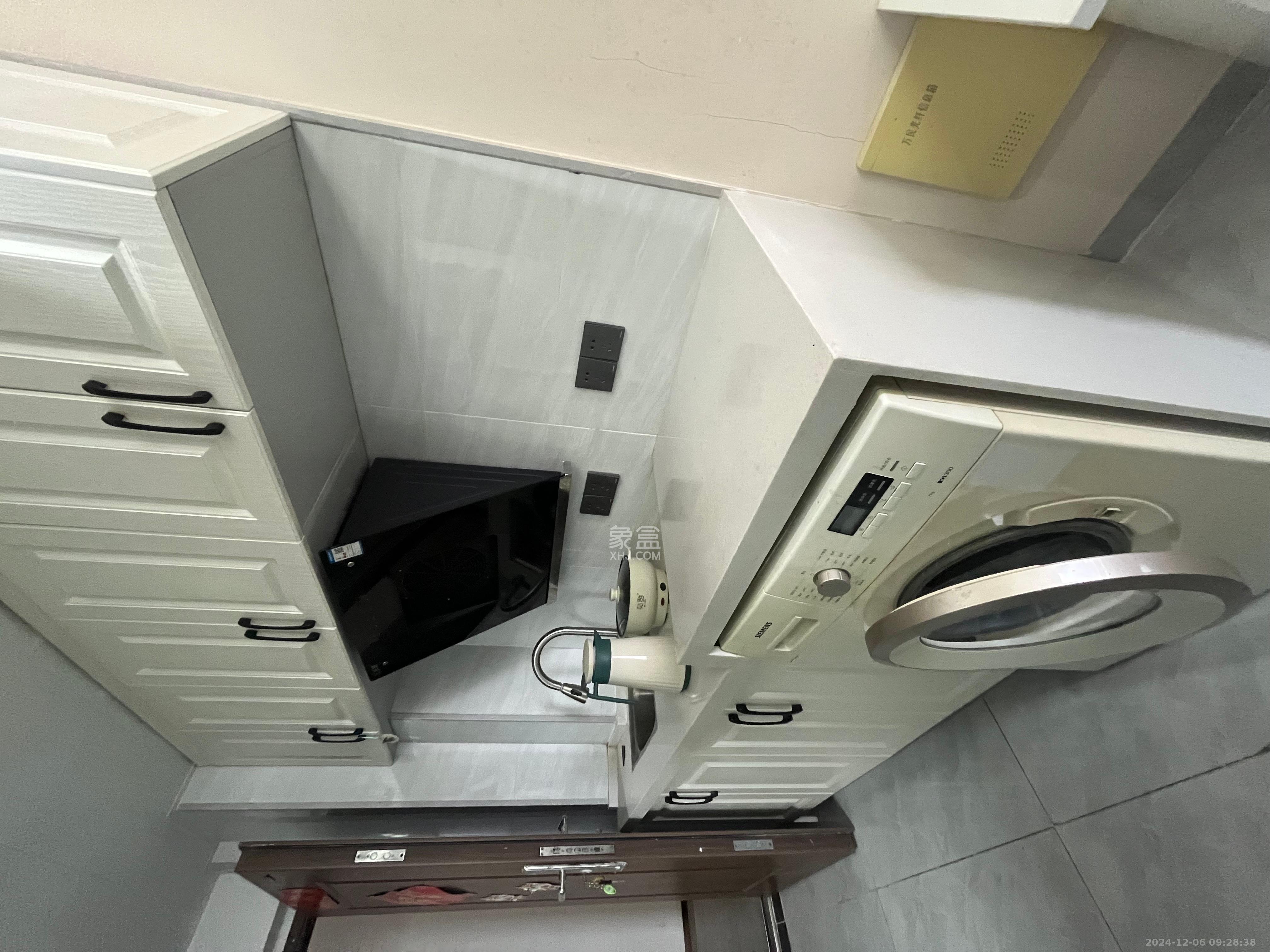 保利香槟国际  1室1厅1卫   1200.00元/月室内图
