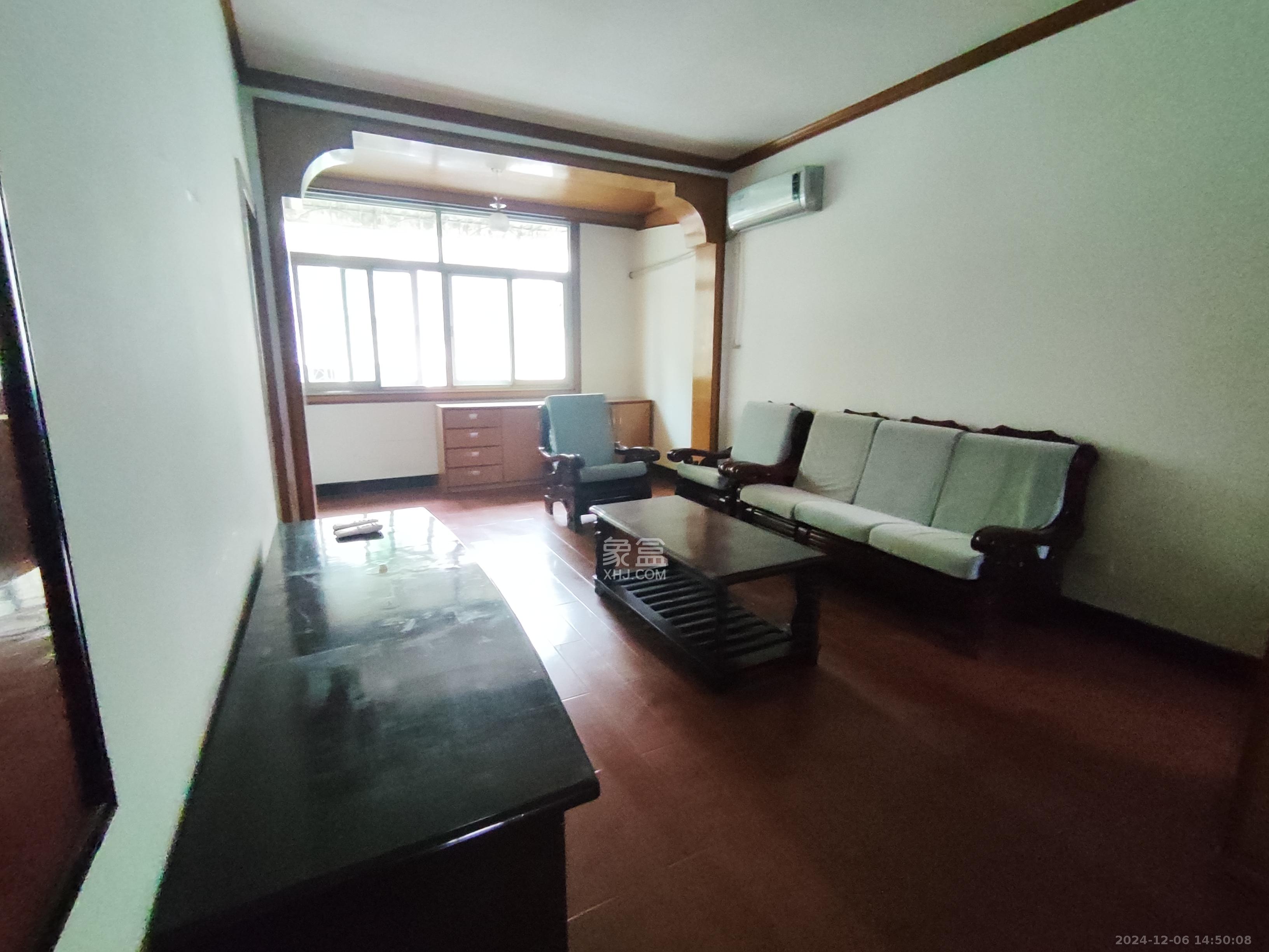 铸造厂宿舍  2室1厅1卫   1600.00元/月