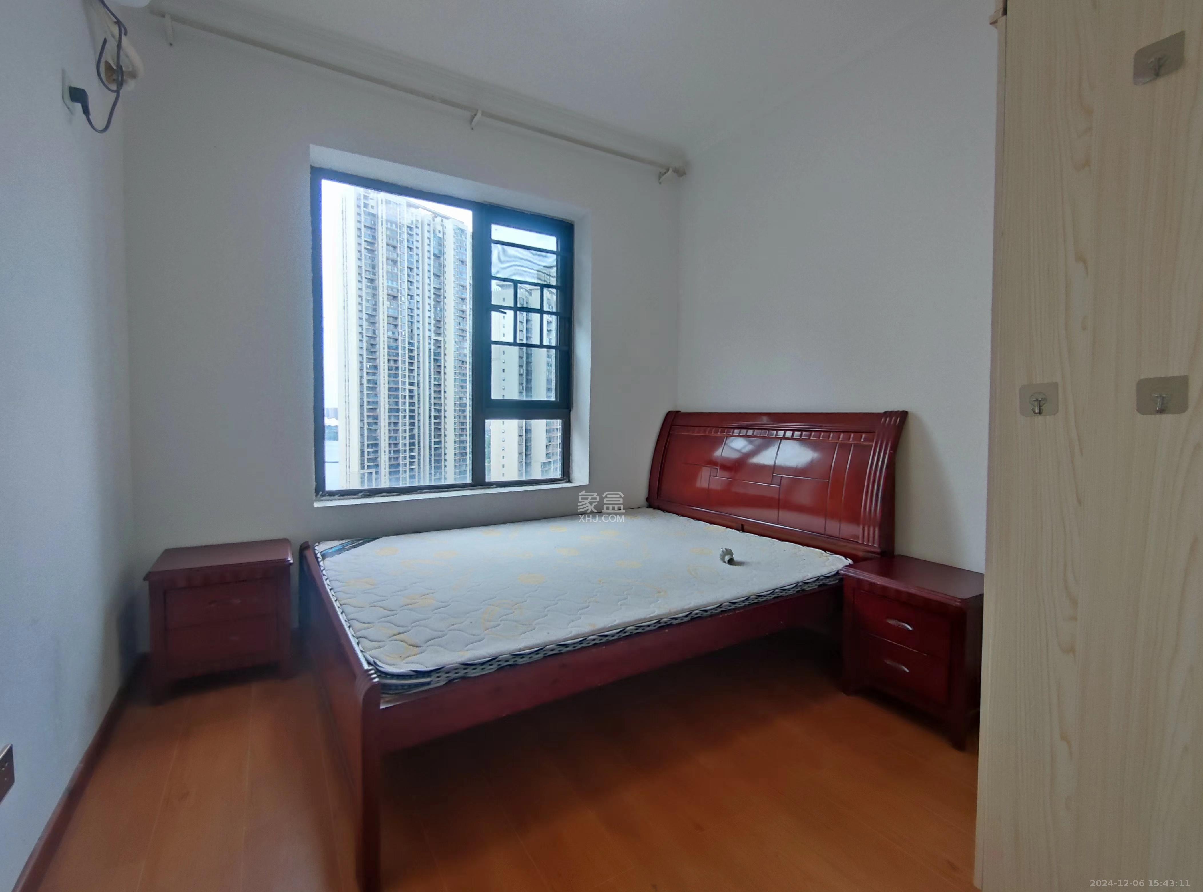 卓越浅水湾  4室2厅2卫    3000.0元/月 卓越浅水湾  4室2厅2卫    3000.0元/月室内图