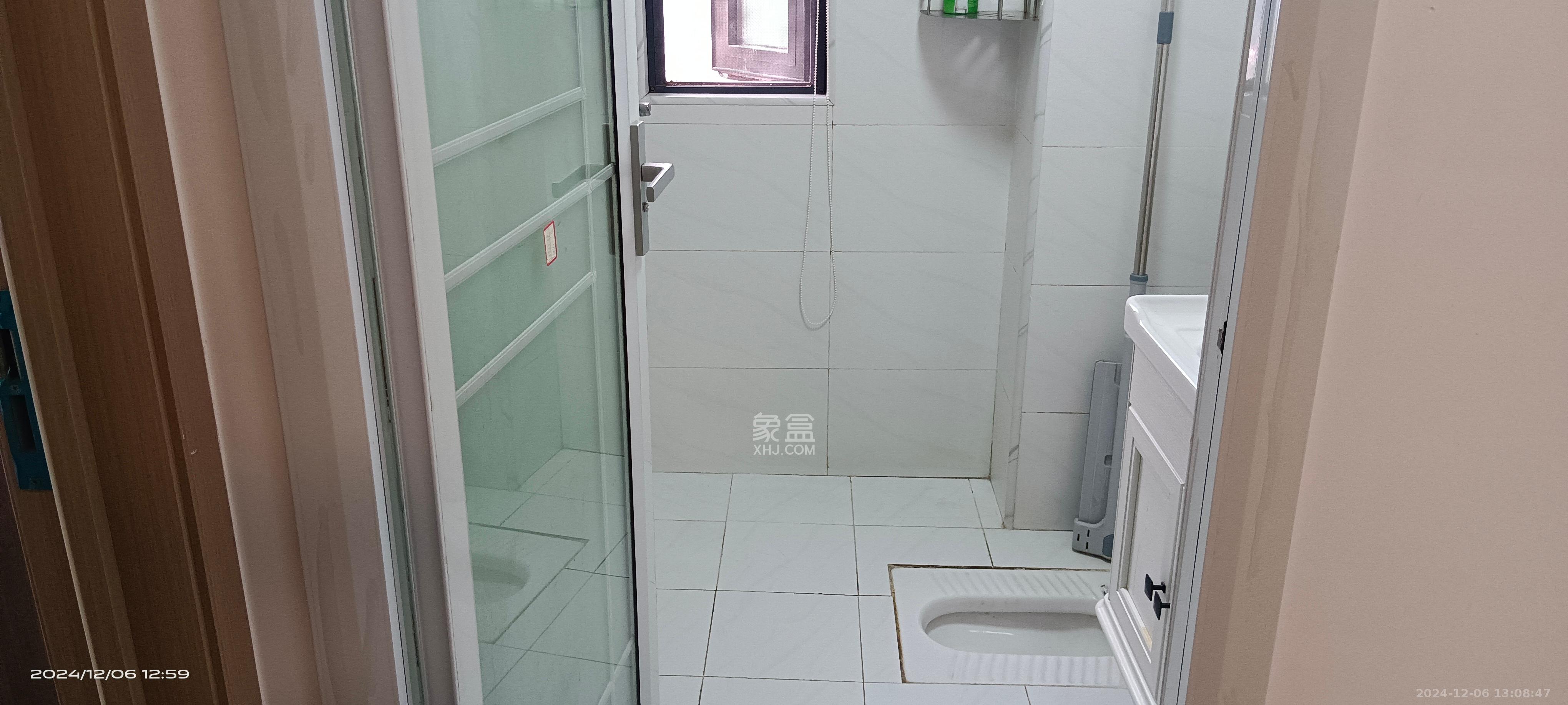 东合新苑  2室1厅1卫    2150.0元/月室内图