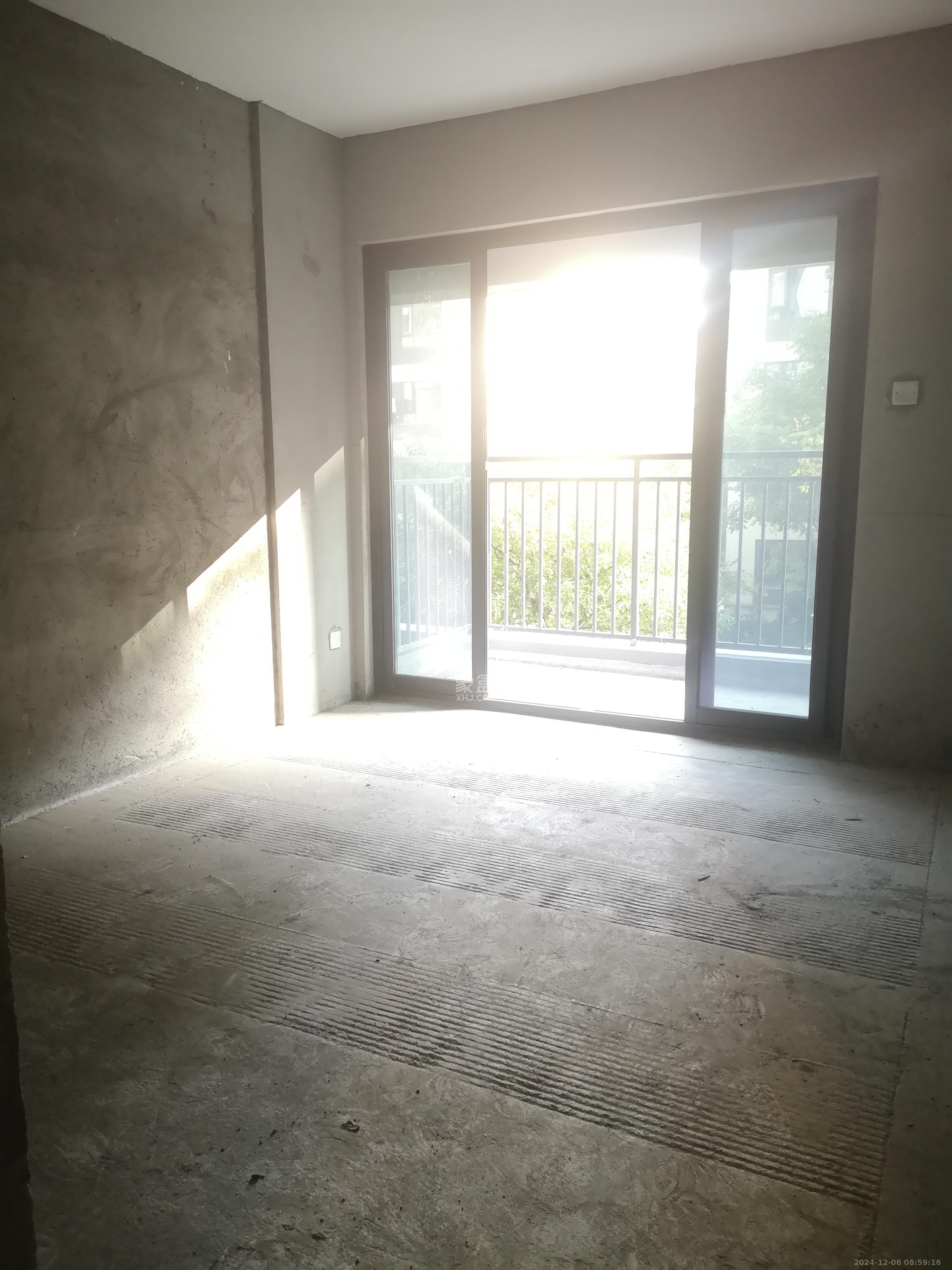 金辉优步花园 4室2厅2卫 1500.0元/月 金辉优步花园 4室2厅2卫 1500.0元/月室内图