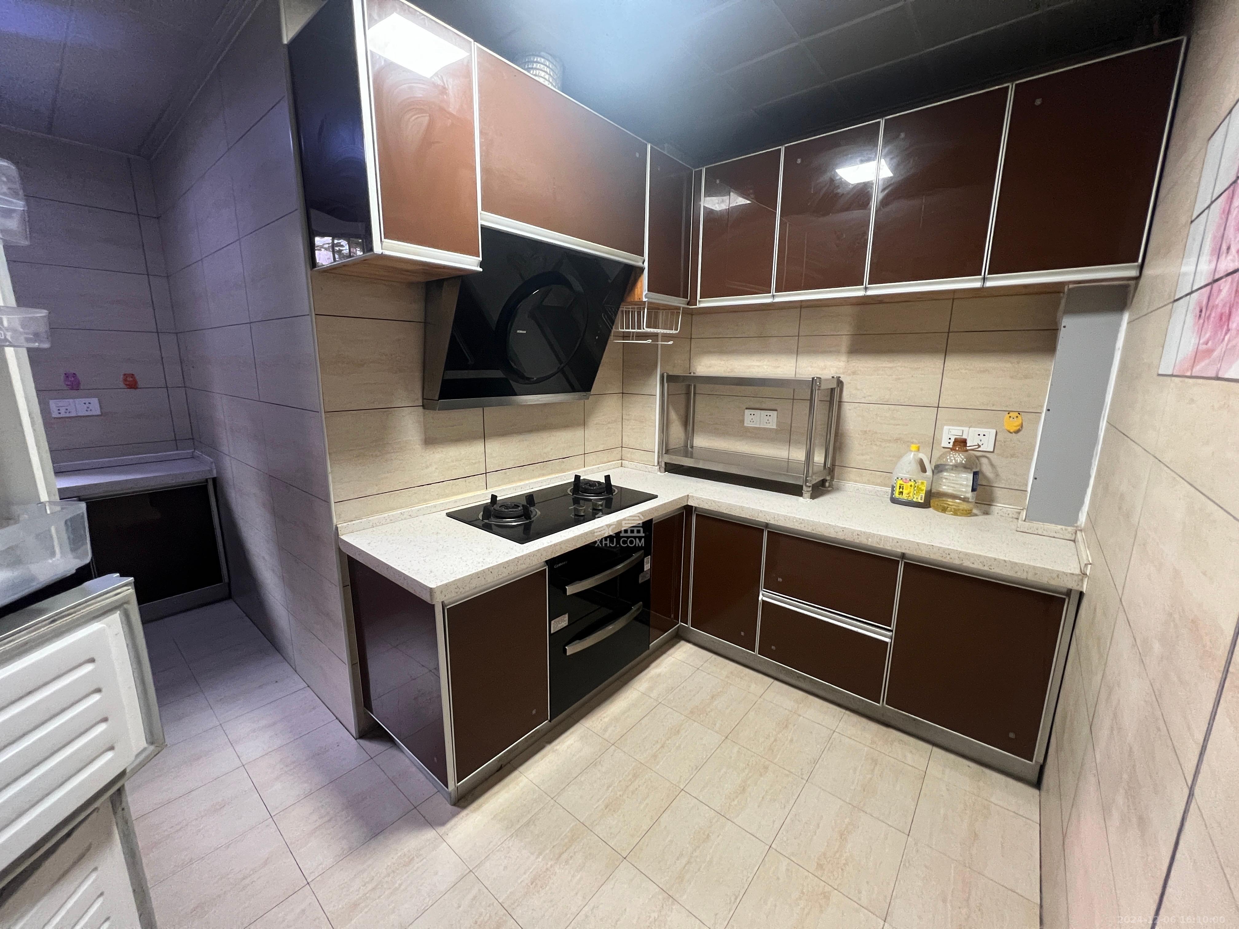 长房南屏锦源 3室2厅2卫 2900.0元/月 长房南屏锦源 3室2厅2卫 2900.0元/月室内图