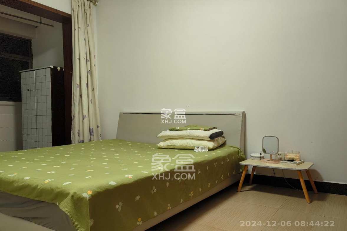 莲湖大厦  1室0厅0卫    2200.0元/月 莲湖大厦  1室0厅0卫    2200.0元/月室内图