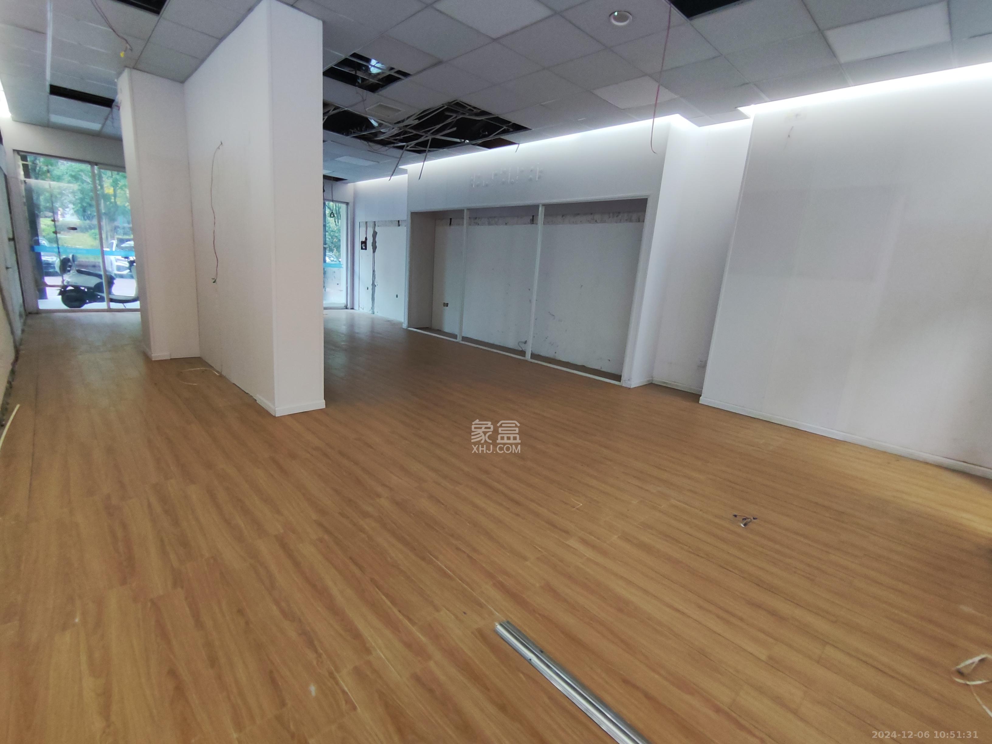 和庄   82.0㎡     12500.00元/月室内图