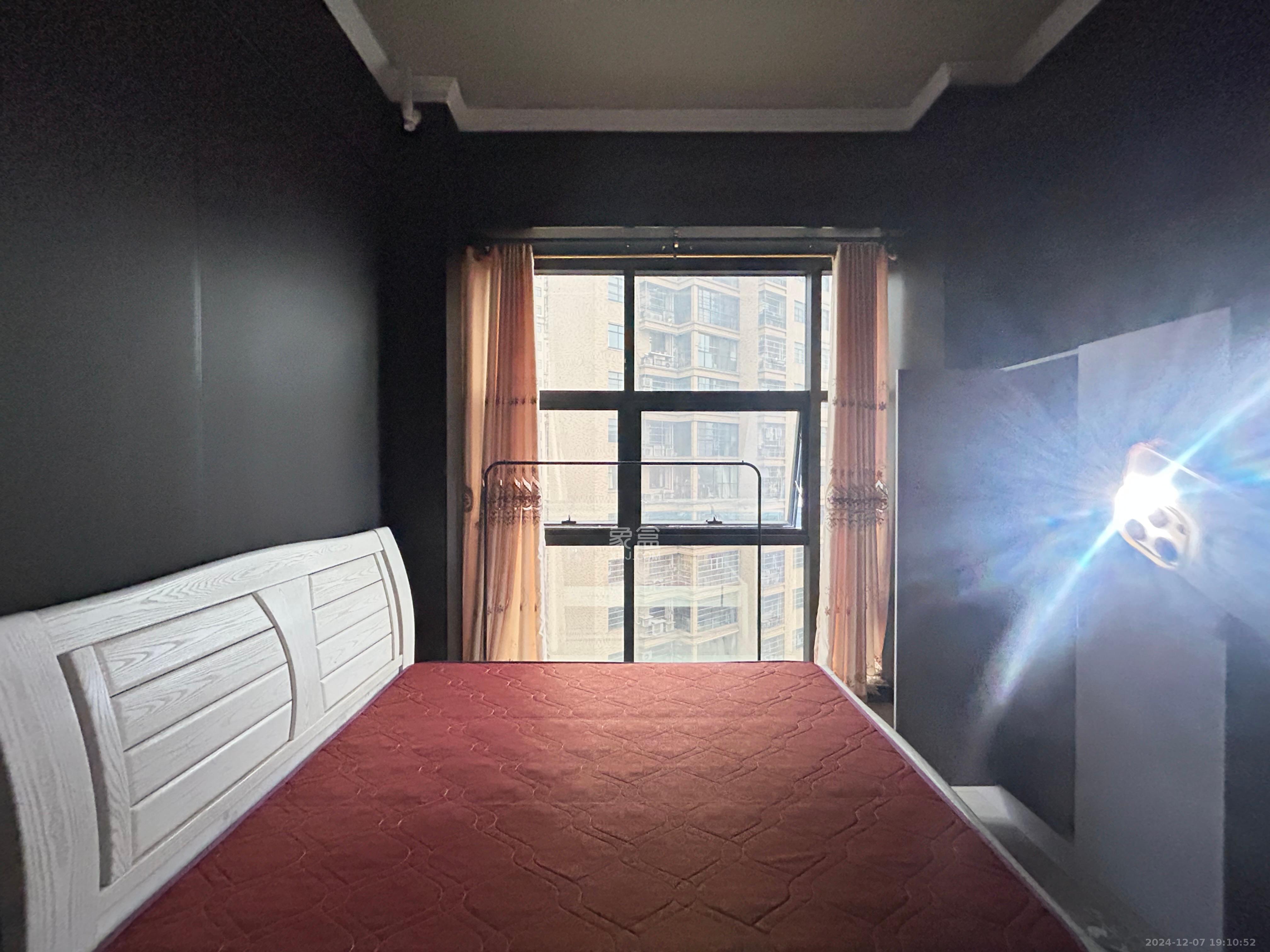 御溪国际  1室1厅1卫    1700.0元/月 御溪国际  1室1厅1卫    1700.0元/月室内图