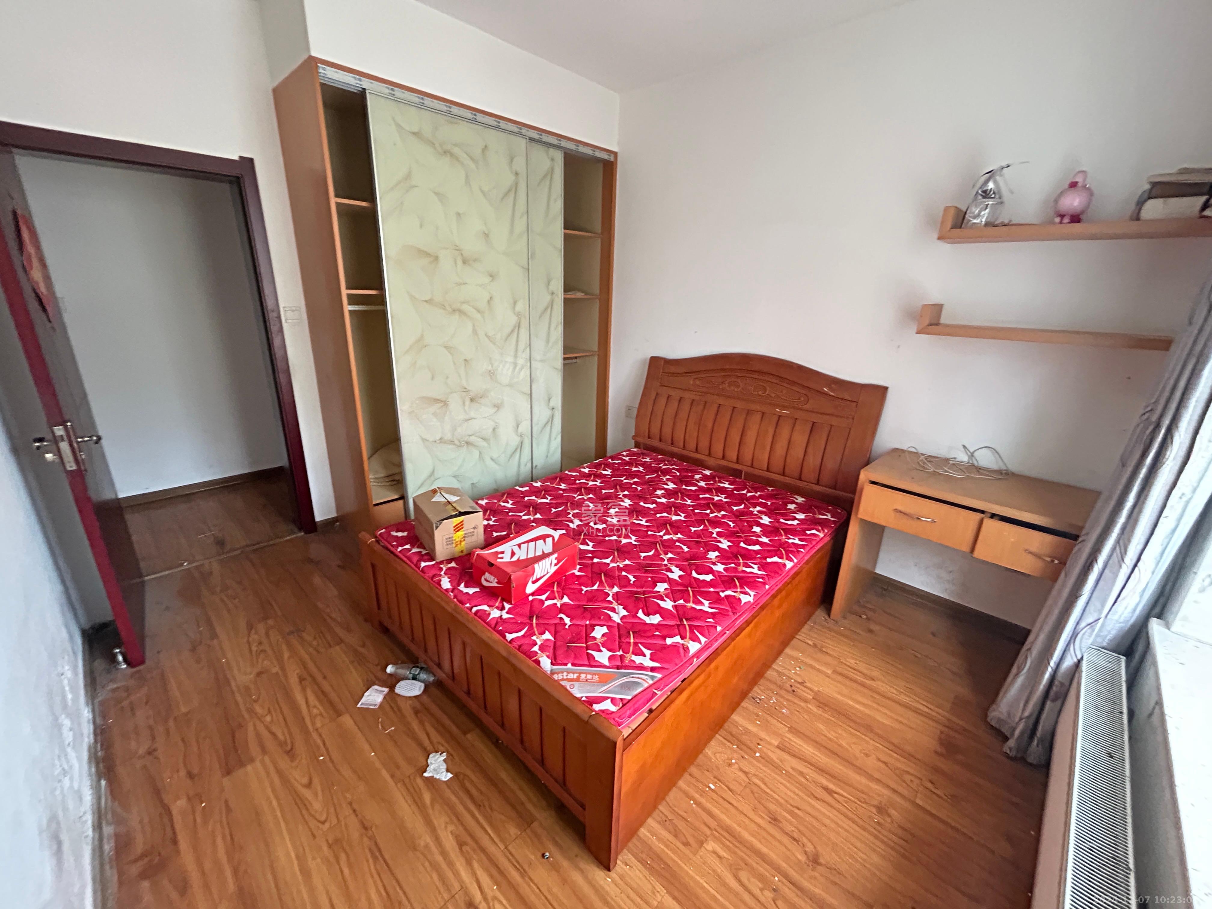 南湖雅苑 3室2厅2卫 1600.0元/月 南湖雅苑 3室2厅2卫 1600.0元/月室内图