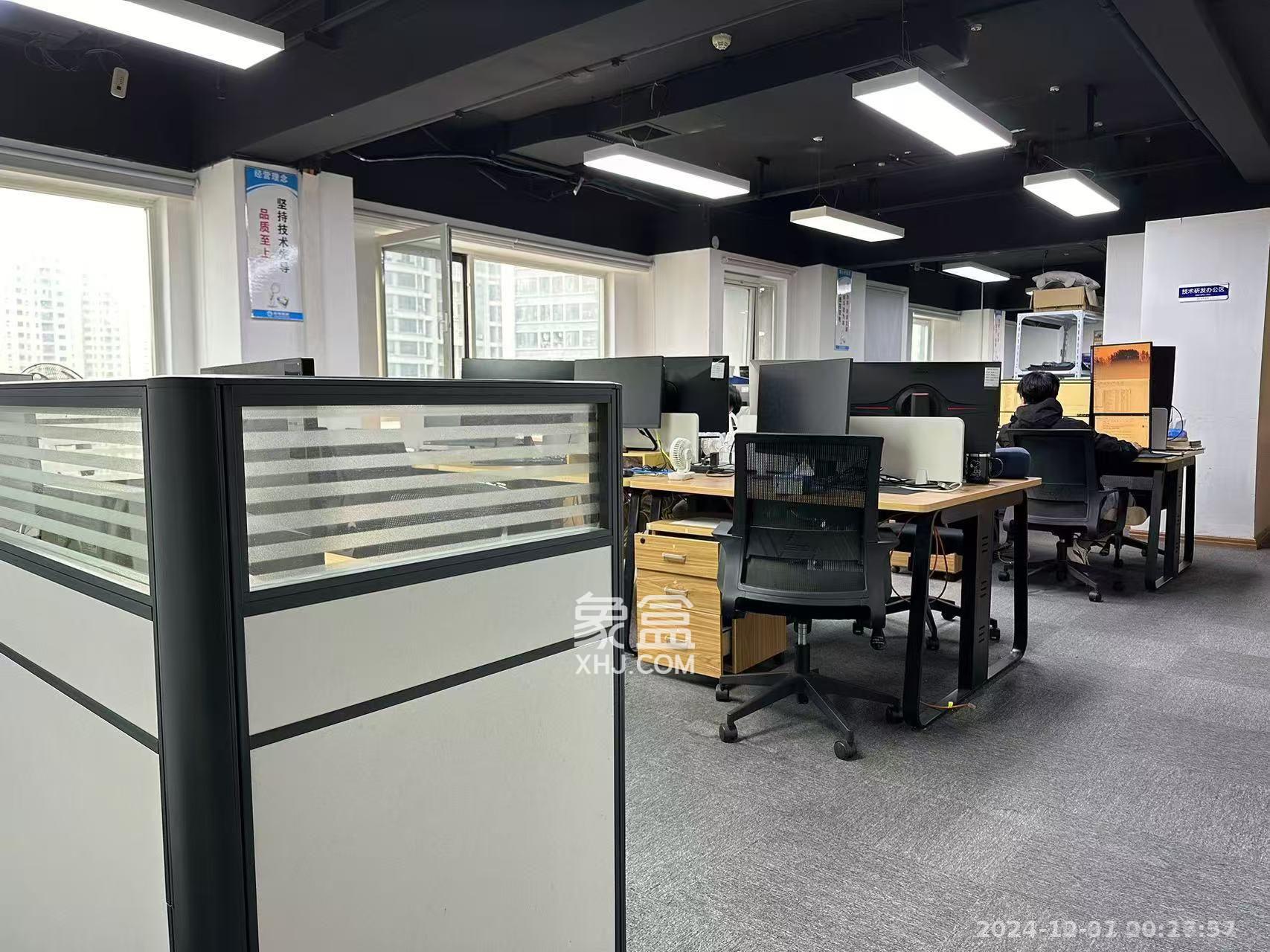 北辰三角洲B1E1区 5室1厅1卫 15000.0元/月 北辰三角洲B1E1区 5室1厅1卫 15000.0元/月室内图