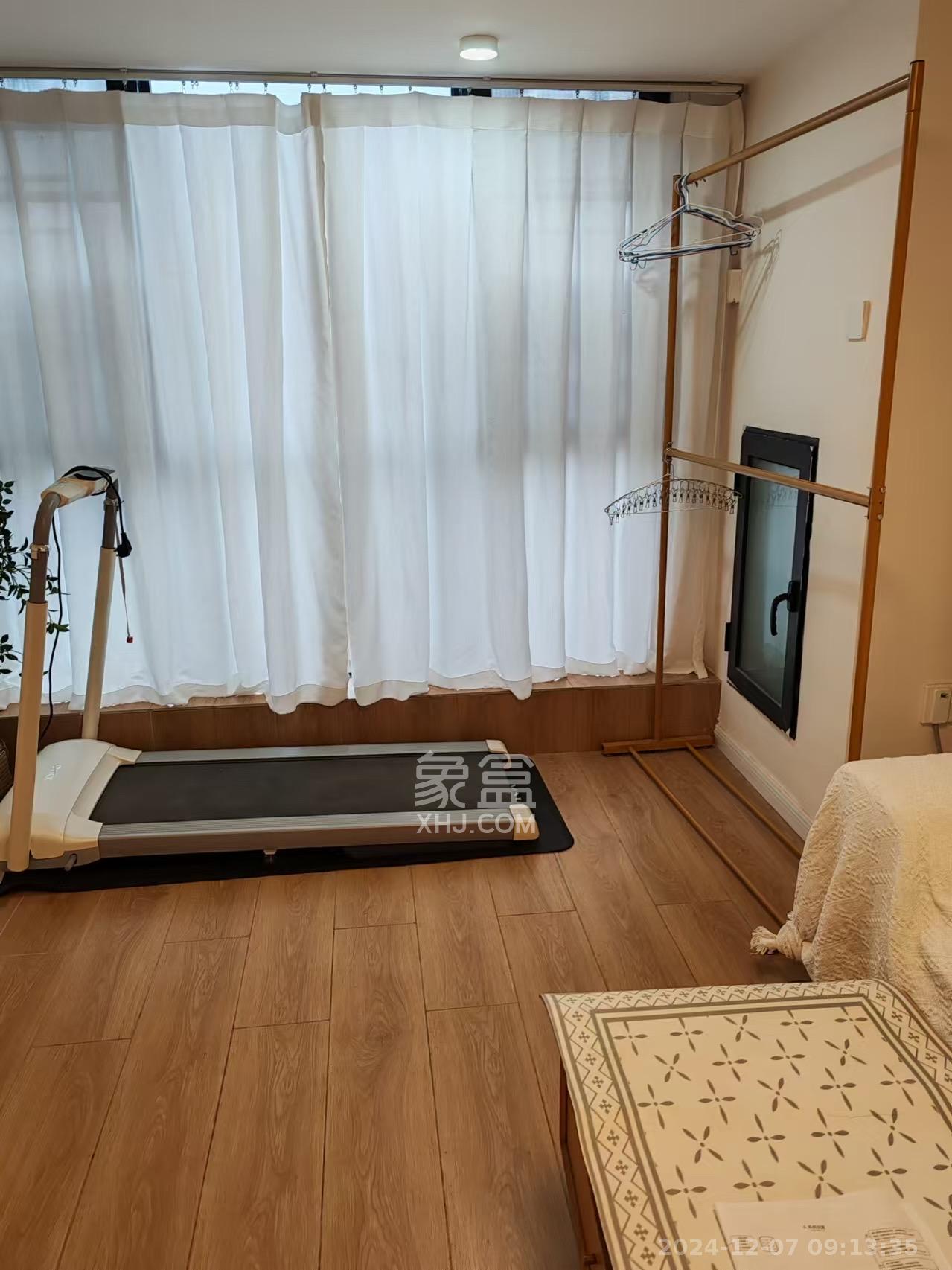 海伦春天  2室1厅1卫   2200.00元/月室内图