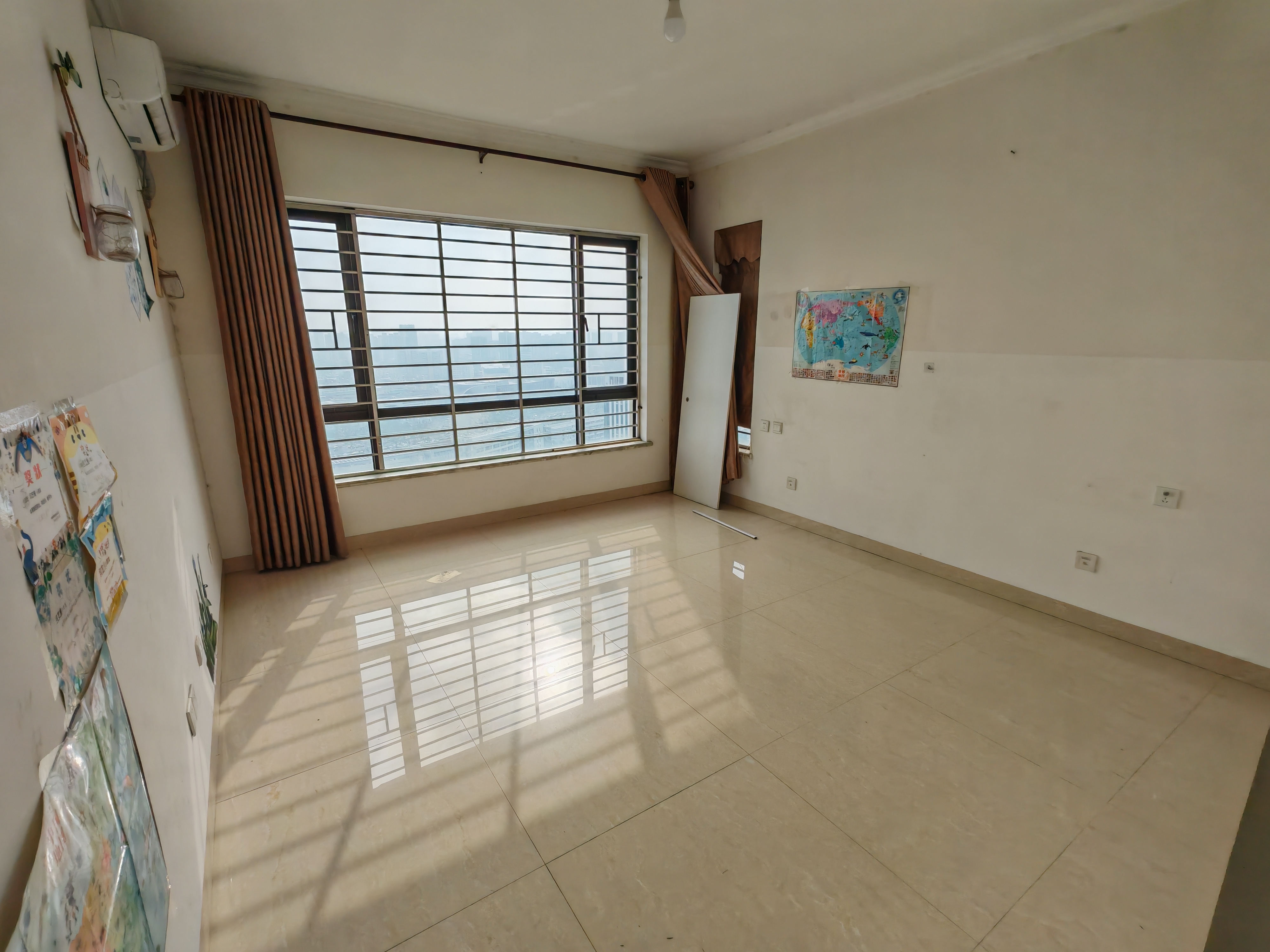 和风江岸 3室2厅2卫 3600.0元/月 和风江岸 3室2厅2卫 3600.0元/月室内图