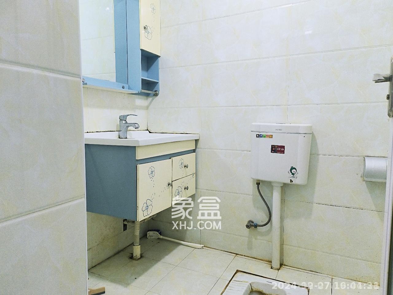 怡海星城 1室1厅1卫 1200.0元/月 怡海星城 1室1厅1卫 1200.0元/月室内图