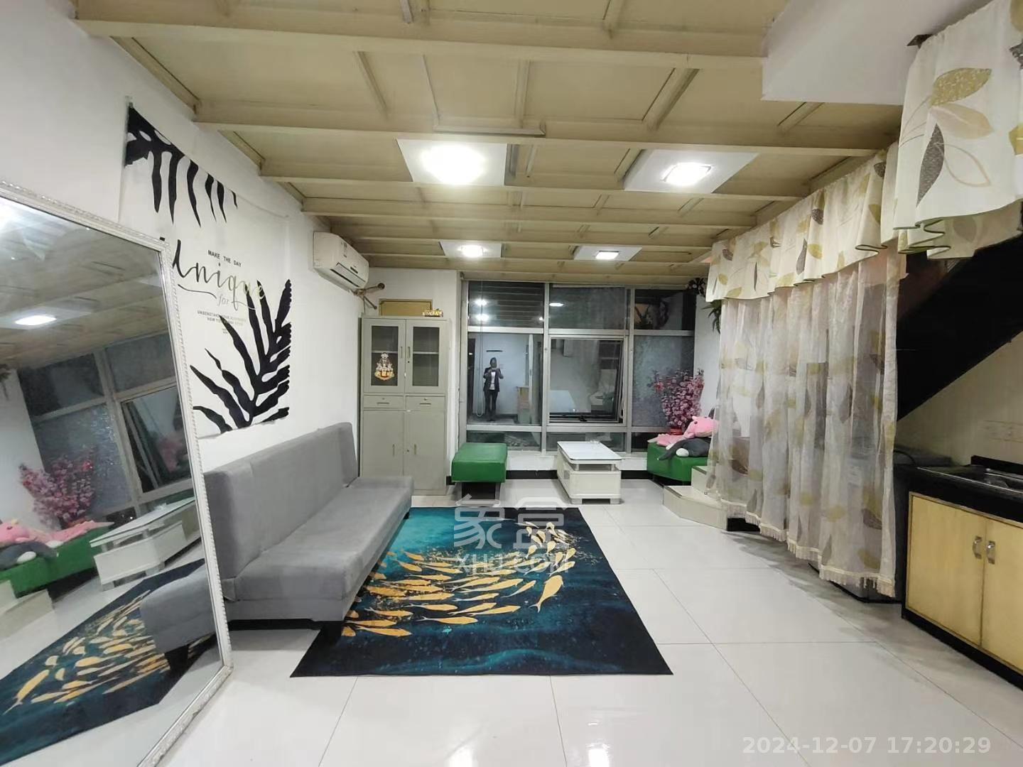 融圣国际  2室1厅2卫    1800.0元/月 融圣国际  2室1厅2卫    1800.0元/月室内图