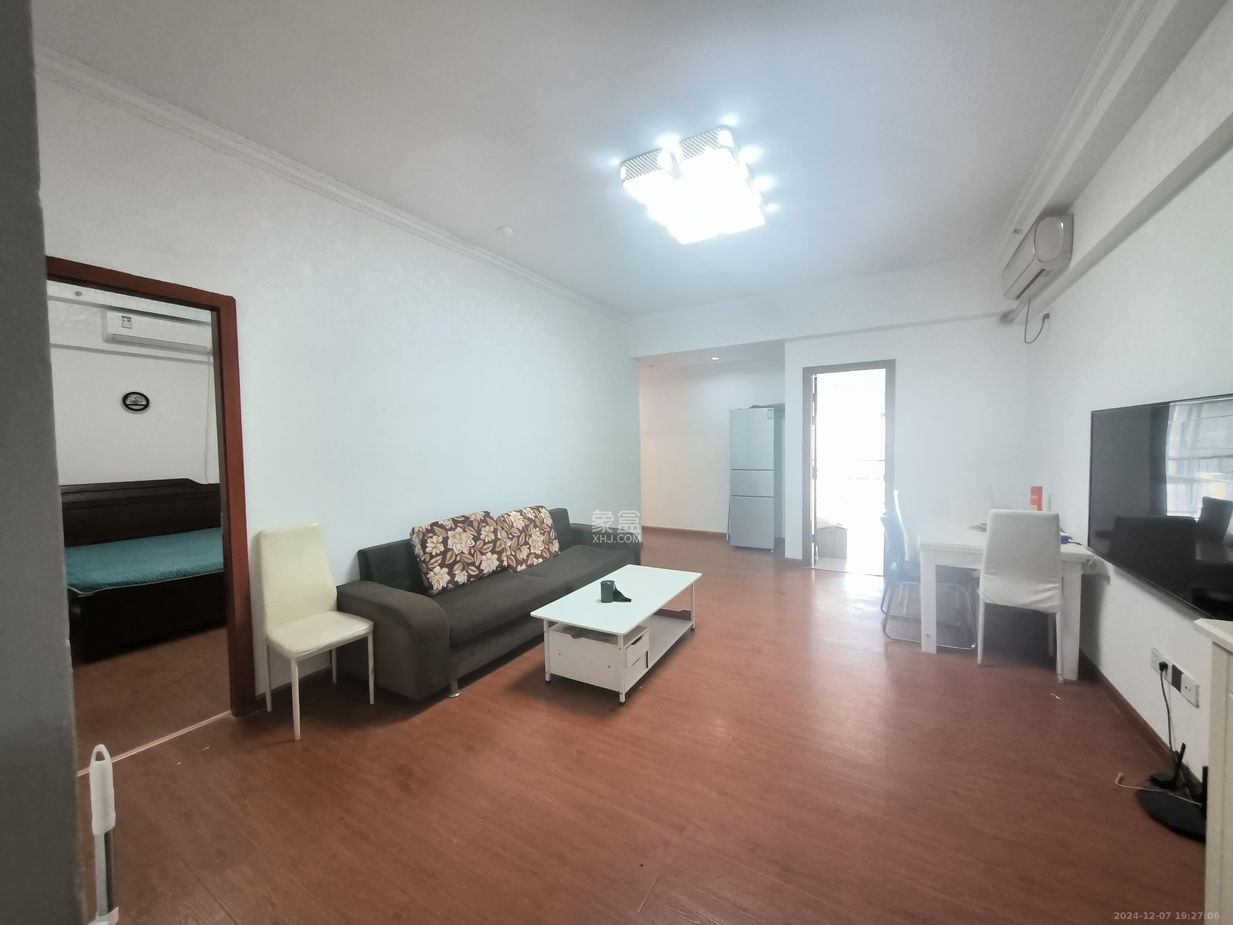 创世纪广场 2室2厅1卫 2000.0元/月 创世纪广场 2室2厅1卫 2000.0元/月室内图