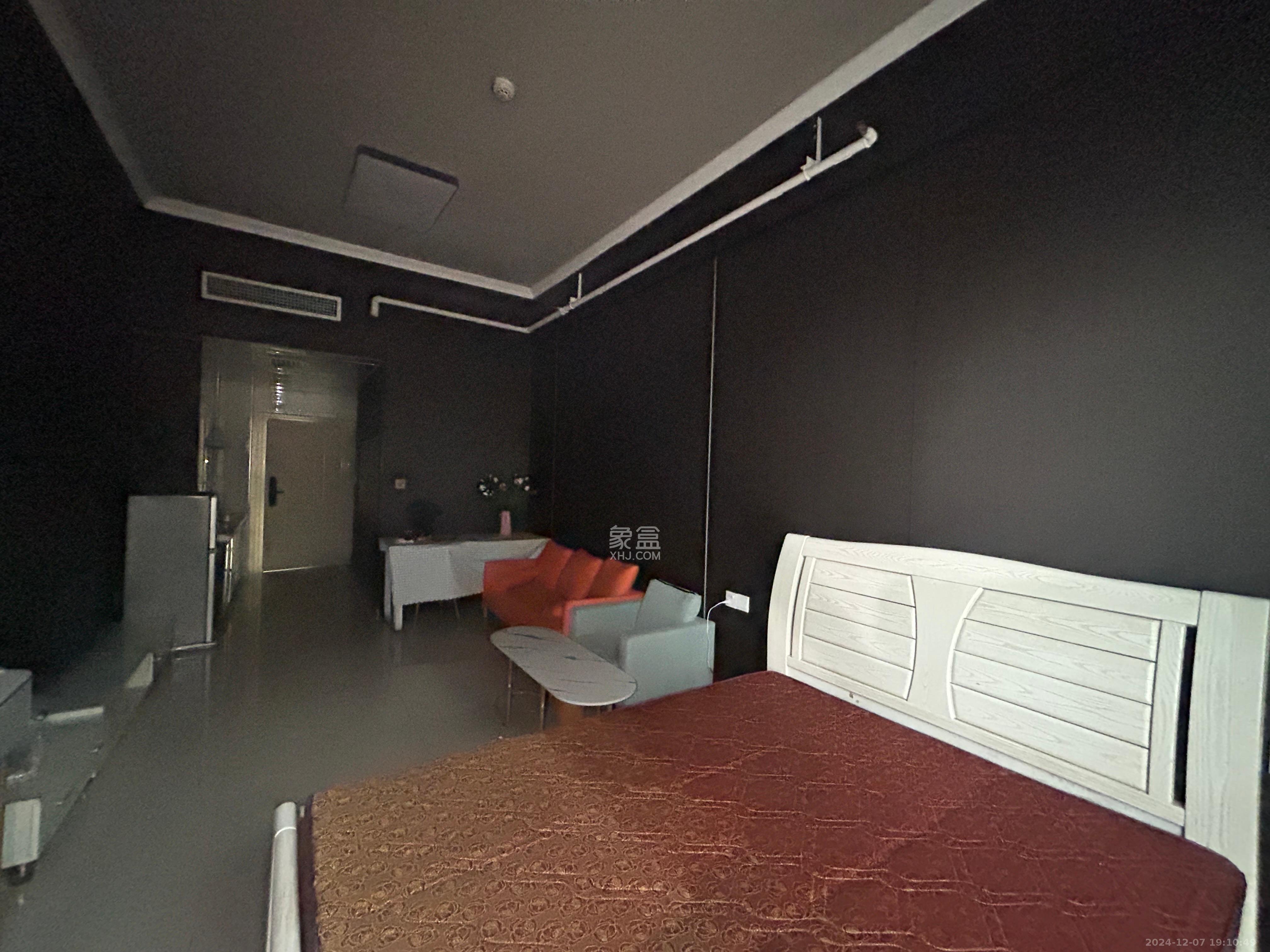 御溪国际  1室1厅1卫    1700.0元/月 御溪国际  1室1厅1卫    1700.0元/月室内图1