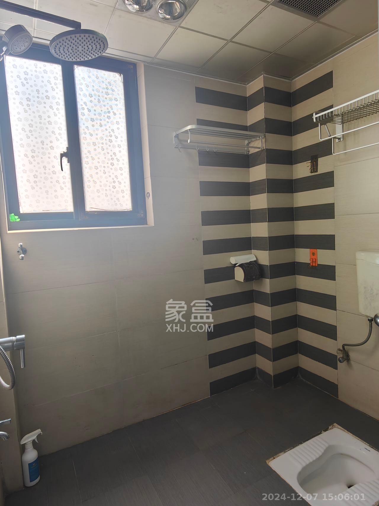 湘江北尚  2室2厅1卫    2900.0元/月室内图