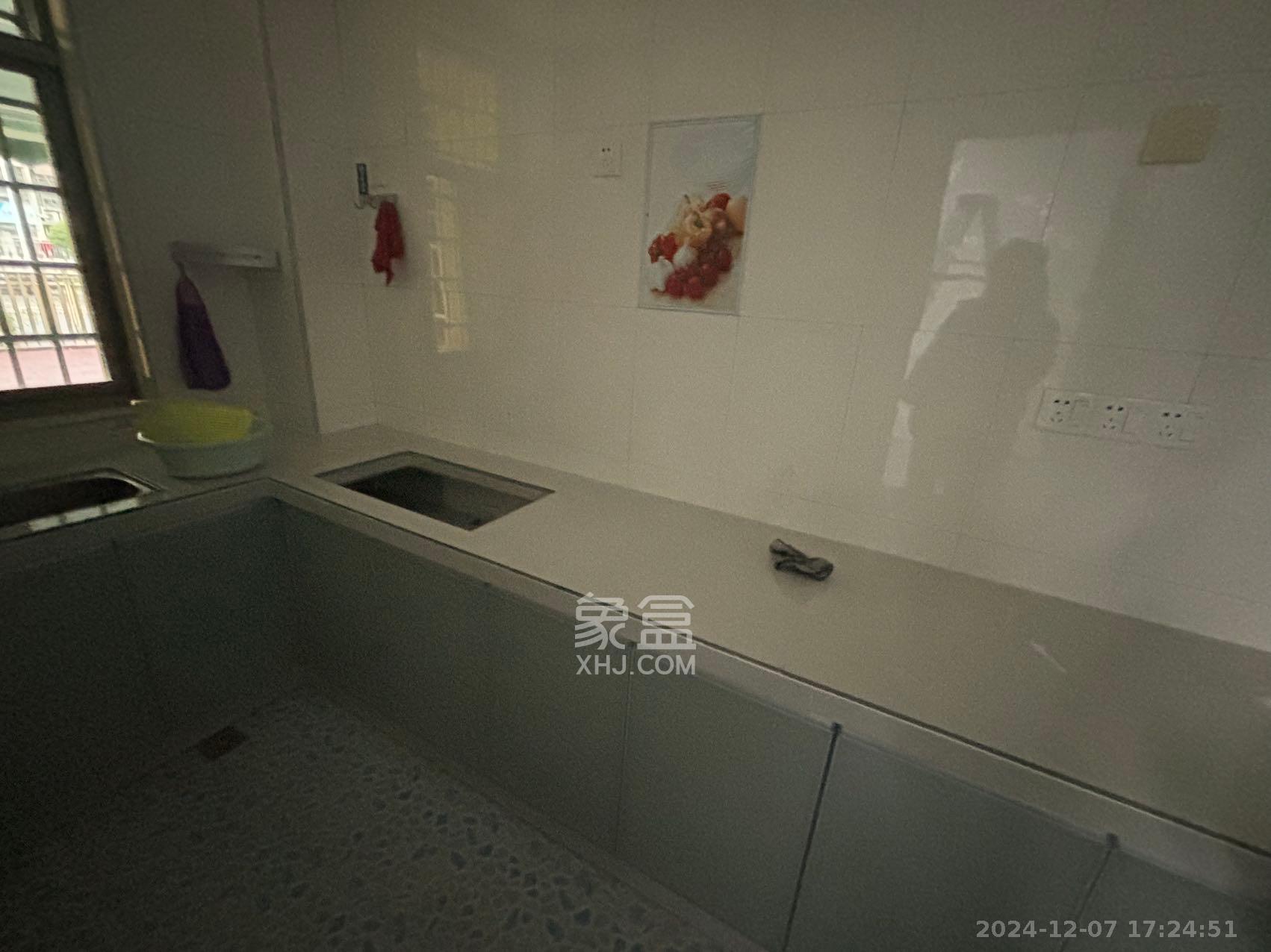 德思勤城市广场(宝格丽公寓) 1室1厅1卫 4500.0元/月 德思勤城市广场(宝格丽公寓) 1室1厅1卫 4500.0元/月室内图