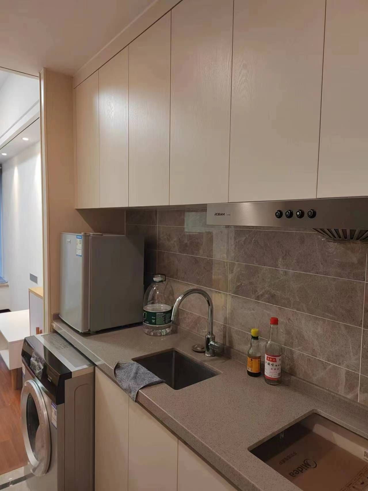 创世纪广场 1室1厅1卫 1600.0元/月 创世纪广场 1室1厅1卫 1600.0元/月户型图