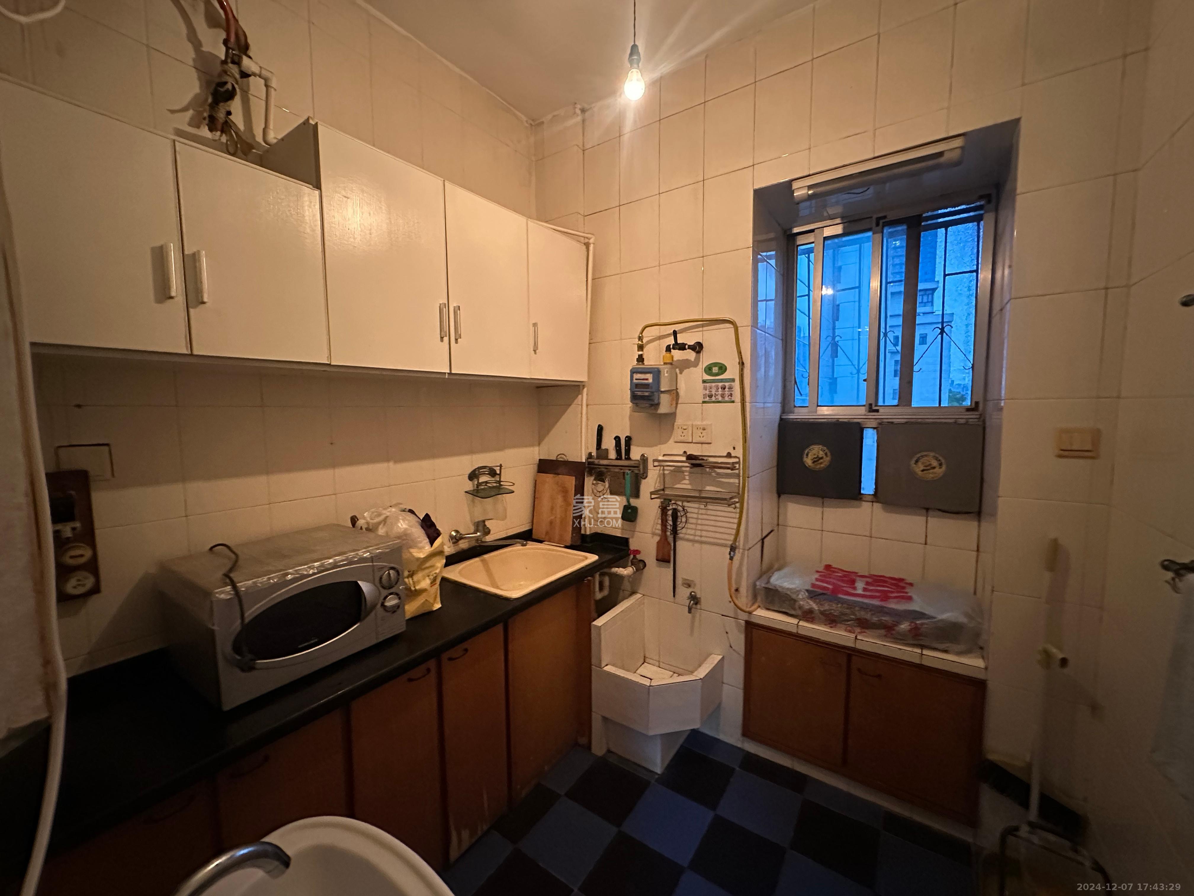 湘农桥社区 2室1厅1卫 2200.0元/月 湘农桥社区 2室1厅1卫 2200.0元/月室内图