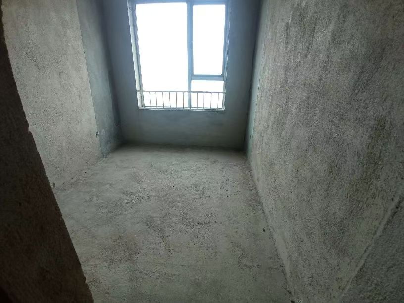 和顺嘉苑 4室2厅2卫 69.8万 和顺嘉苑 4室2厅2卫 69.8万客厅