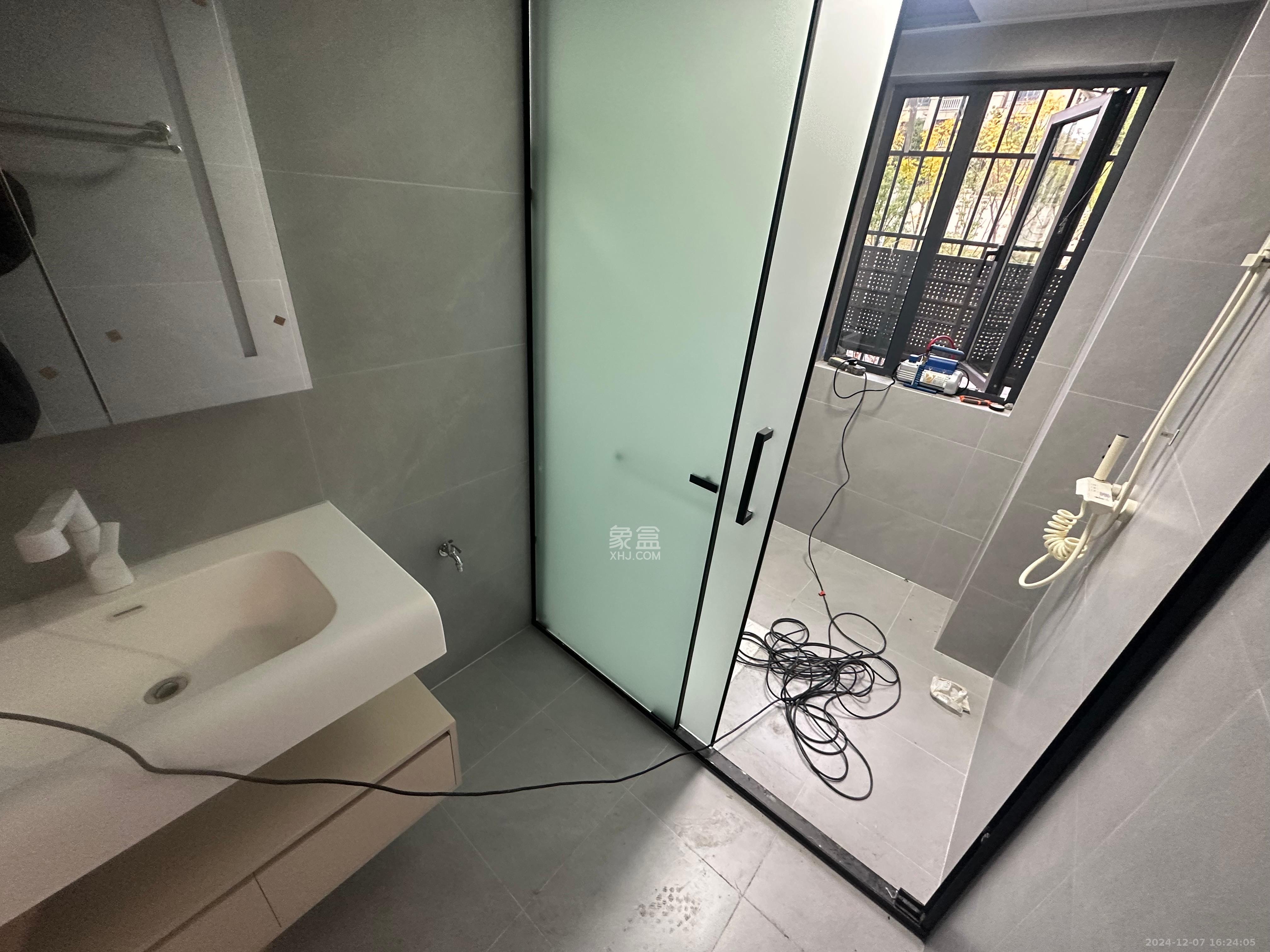 惟智园安置小区 4室2厅2卫 2800.0元/月 惟智园安置小区 4室2厅2卫 2800.0元/月室内图