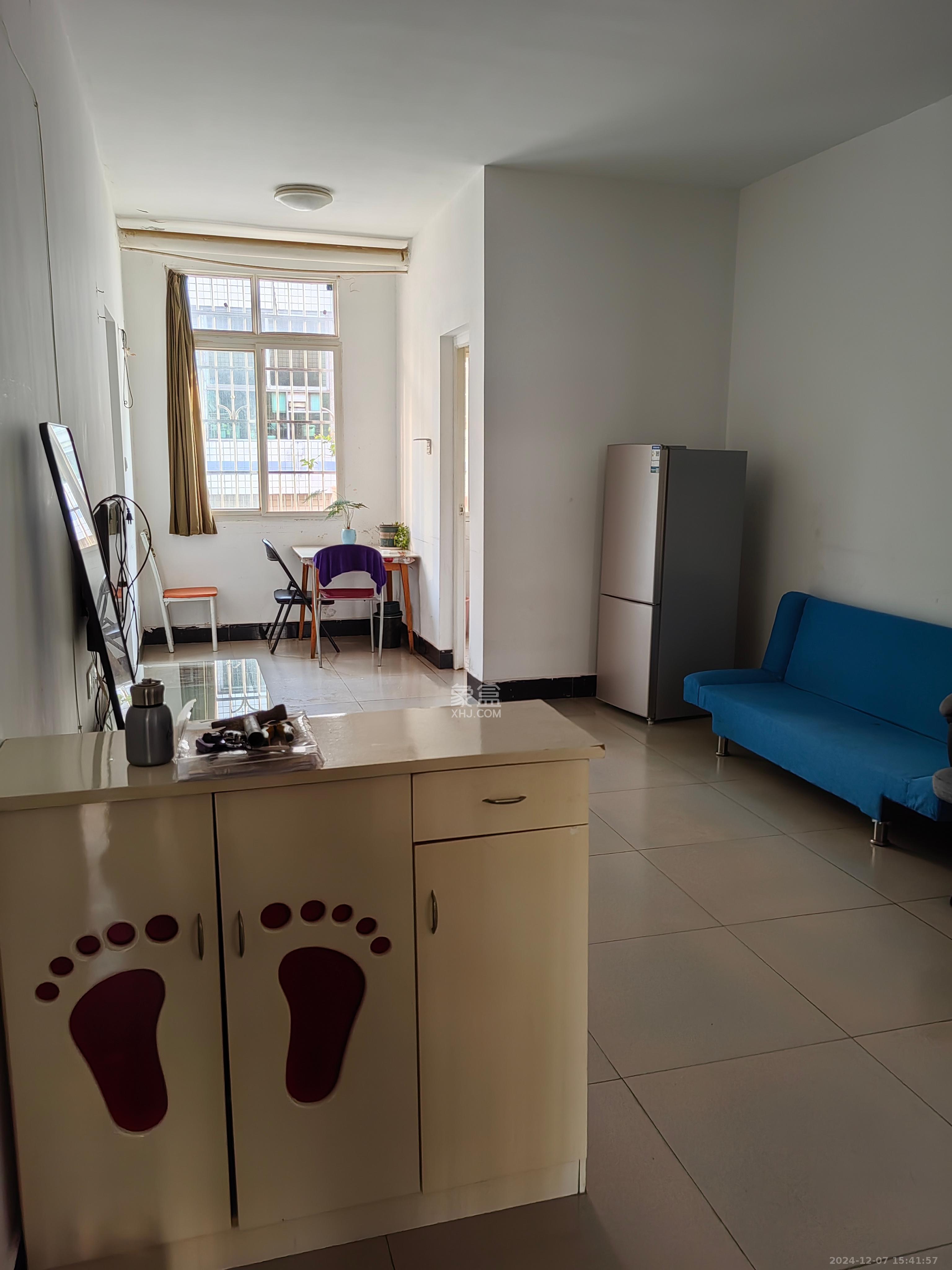 泉塘小区 2室2厅1卫 1000.0元/月 泉塘小区 2室2厅1卫 1000.0元/月室内图