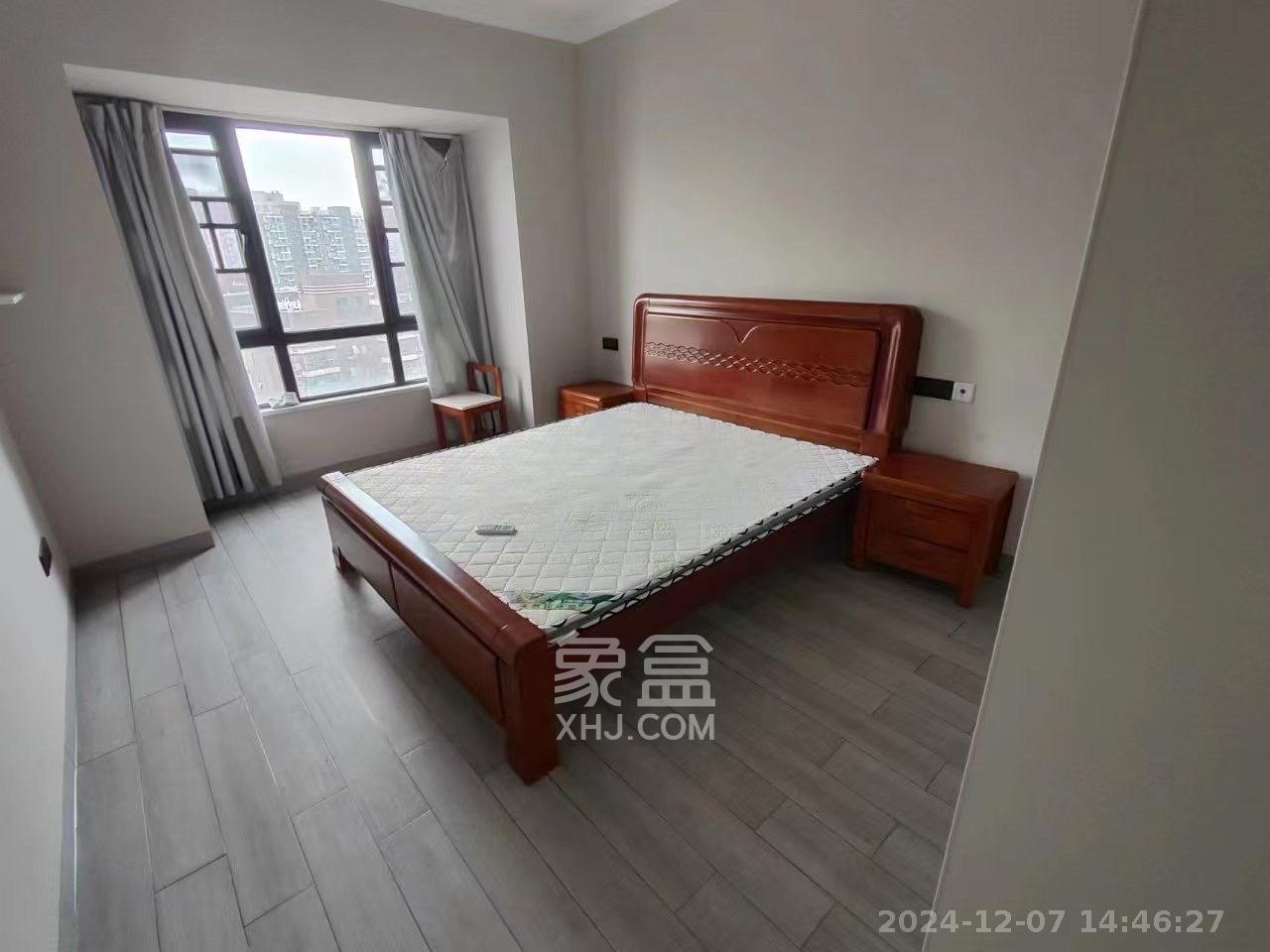 梅溪盛荟  3室2厅1卫   3100.00元/月室内图