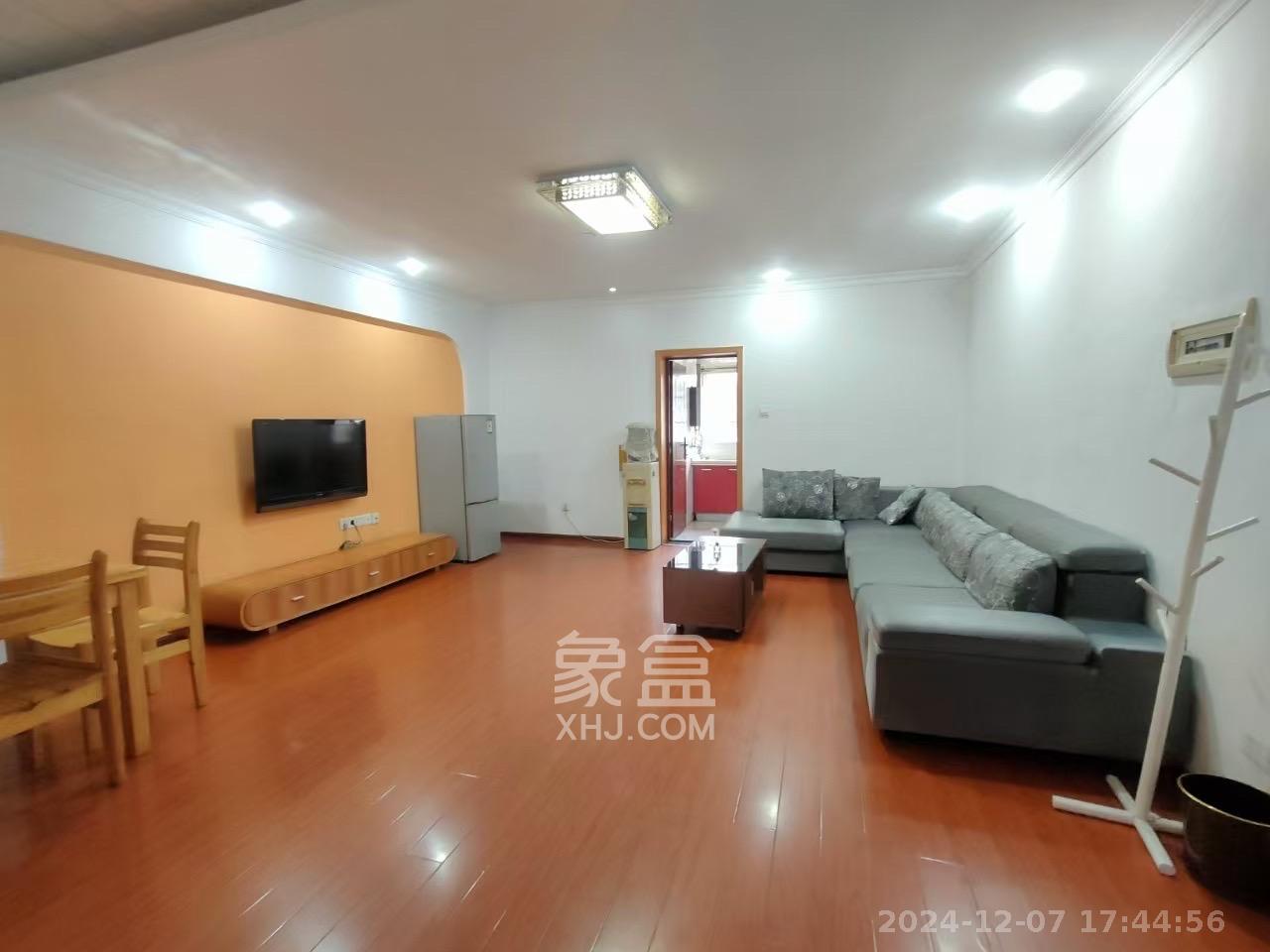 湘绣城  2室2厅1卫    1200.0元/月 湘绣城  2室2厅1卫    1200.0元/月室内图