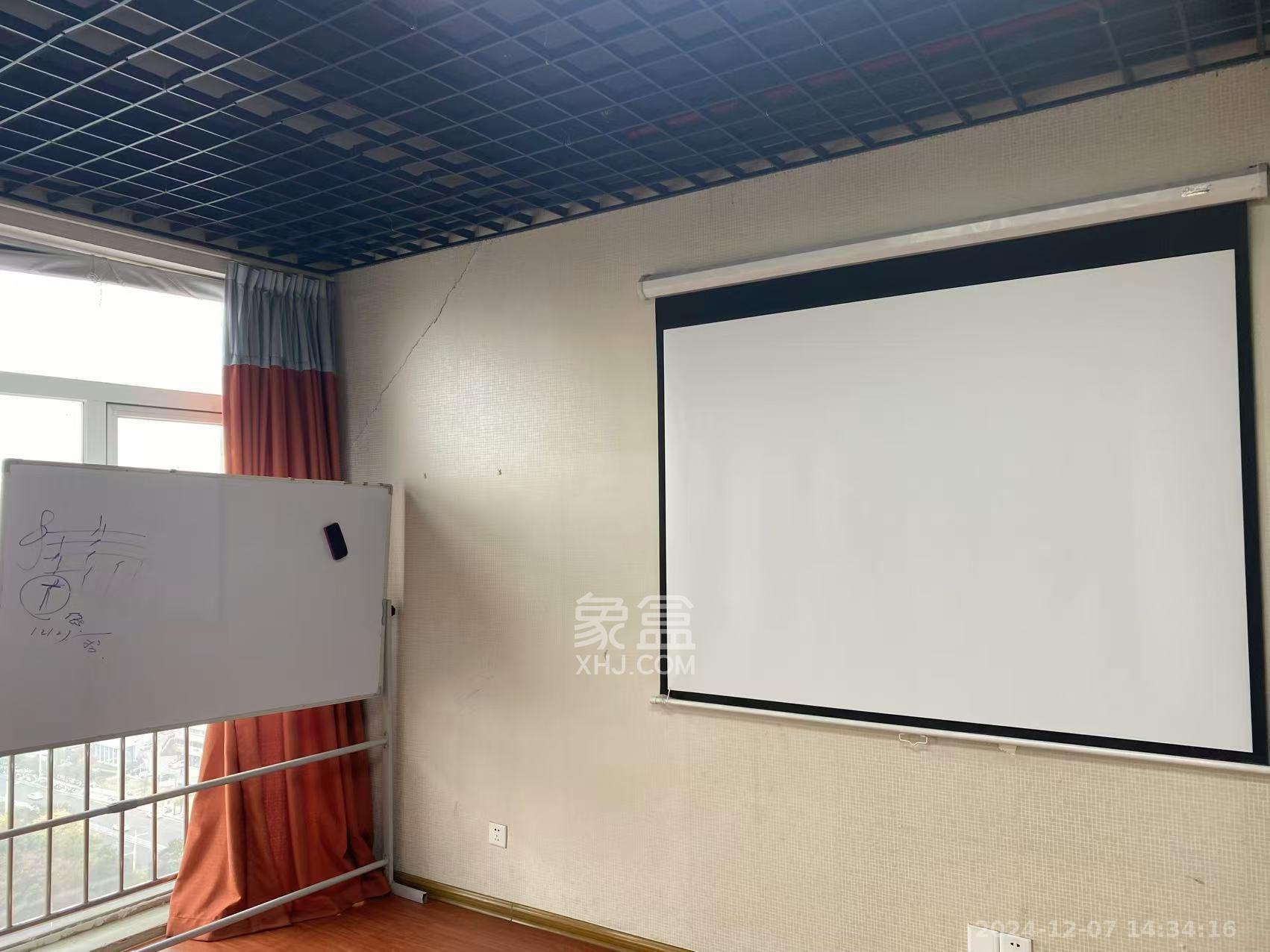 公园道  1室1厅1卫   1600.00元/月室内图