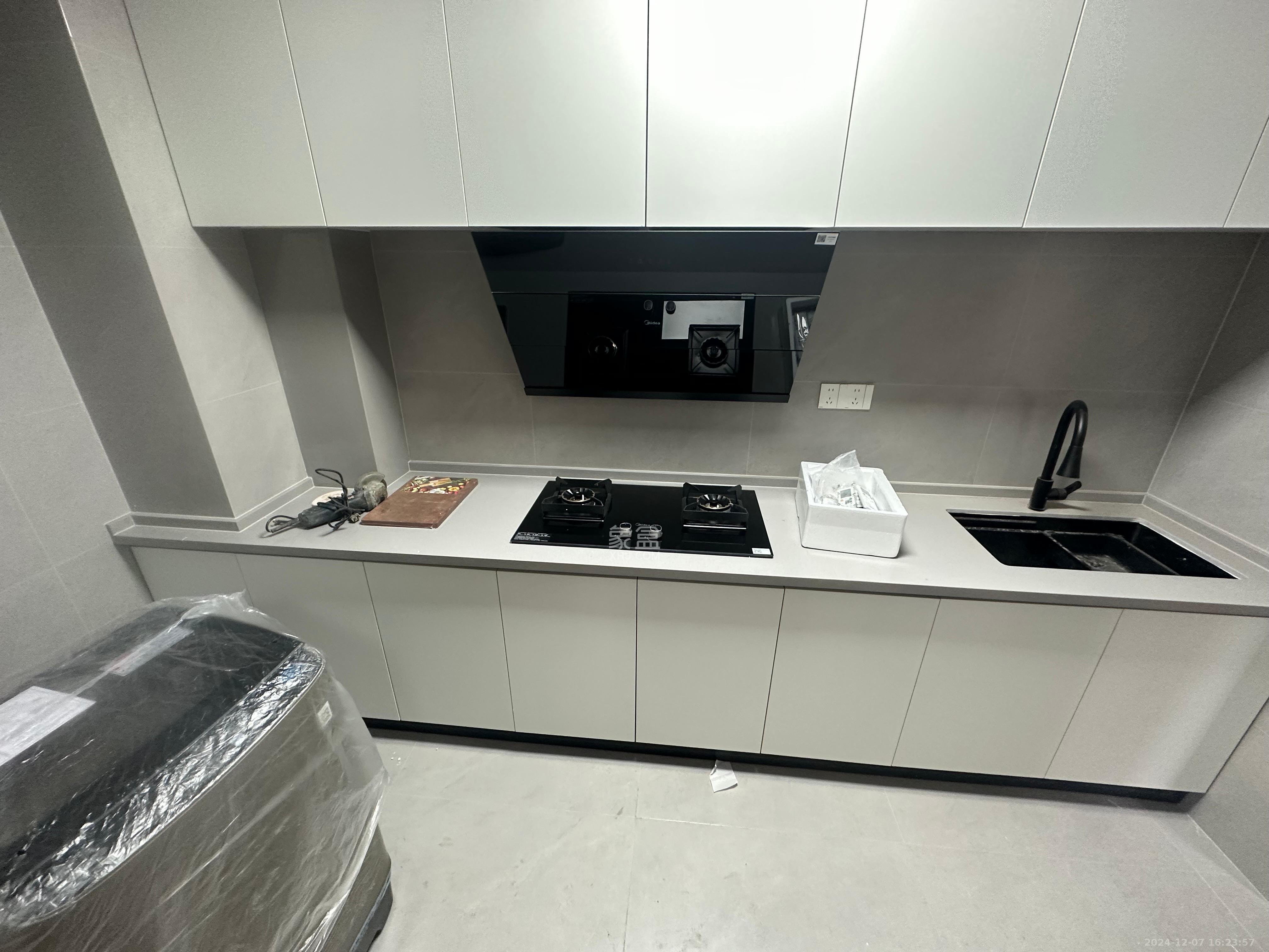 惟智园安置小区 4室2厅2卫 2800.0元/月 惟智园安置小区 4室2厅2卫 2800.0元/月室内图